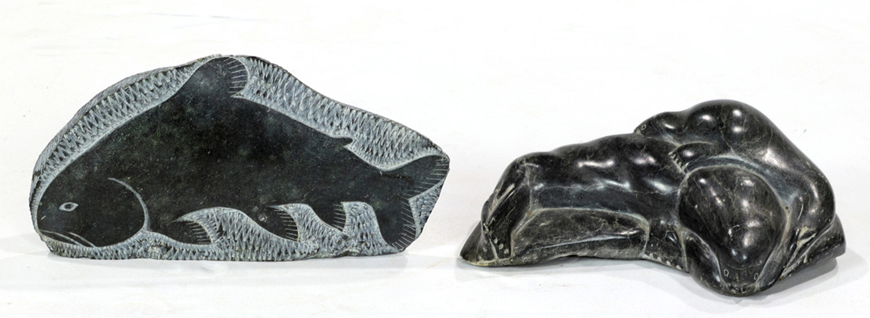 TWO INUIT STONE CARVINGS OF ANIMALS 3a372d