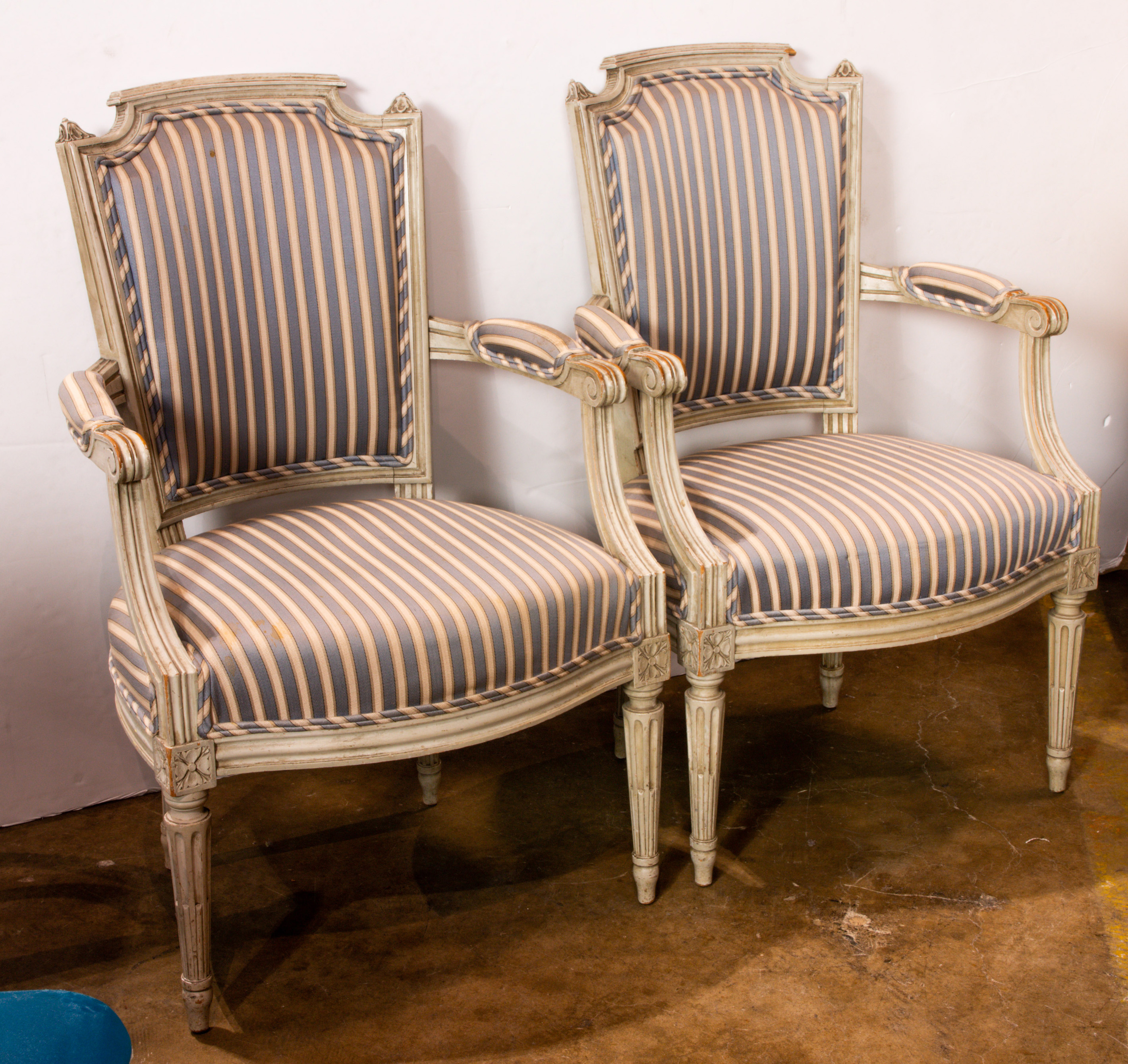 A PAIR OF NEOCLASSICAL STYLE STRIPED