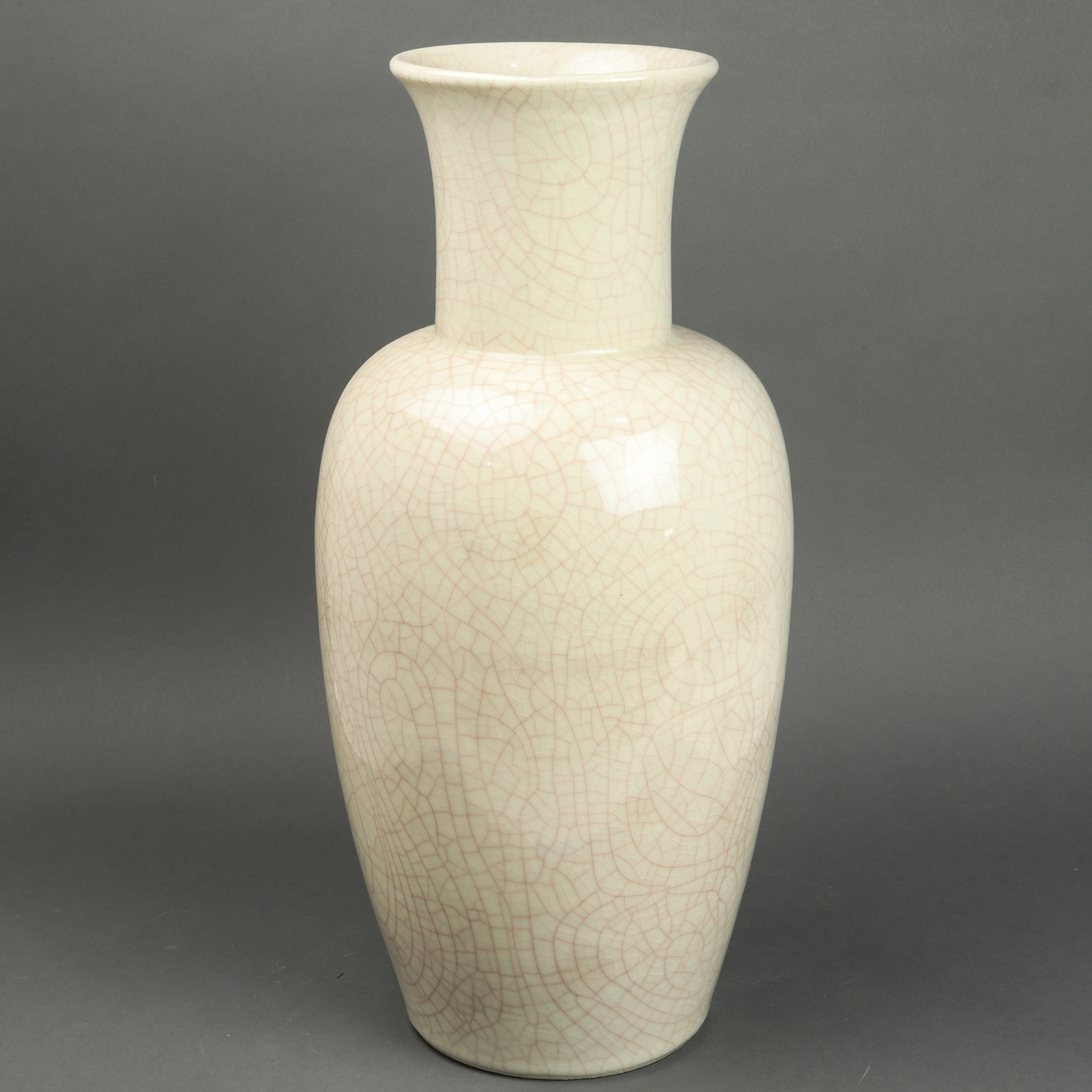 CHINESE CRACKLE GLAZED VASE Chinese 3a3791