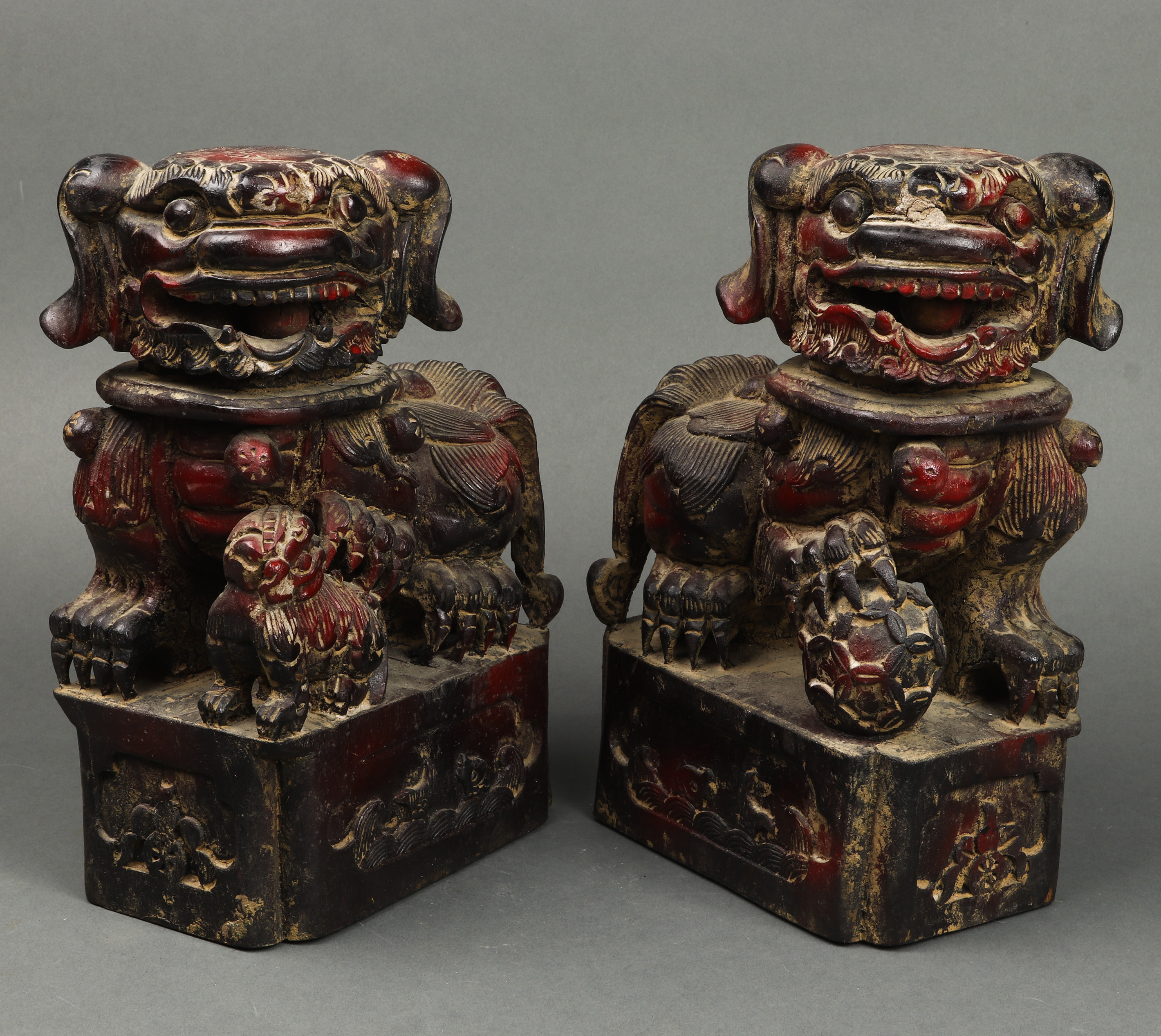 PAIR OF JAPANESE WOOD CARVED FU