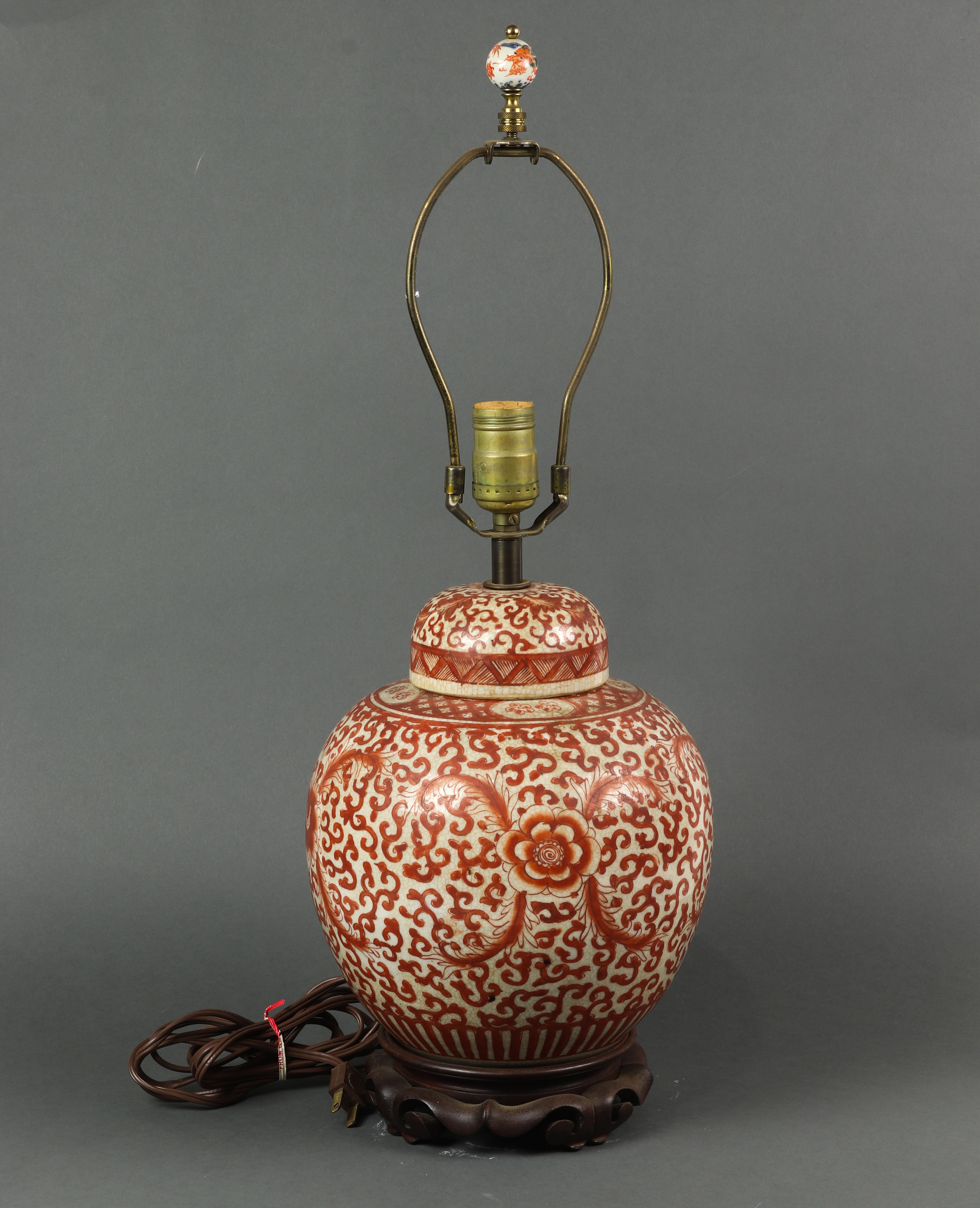 CHINESE IRON RED DECORATED JAR 3a37bb