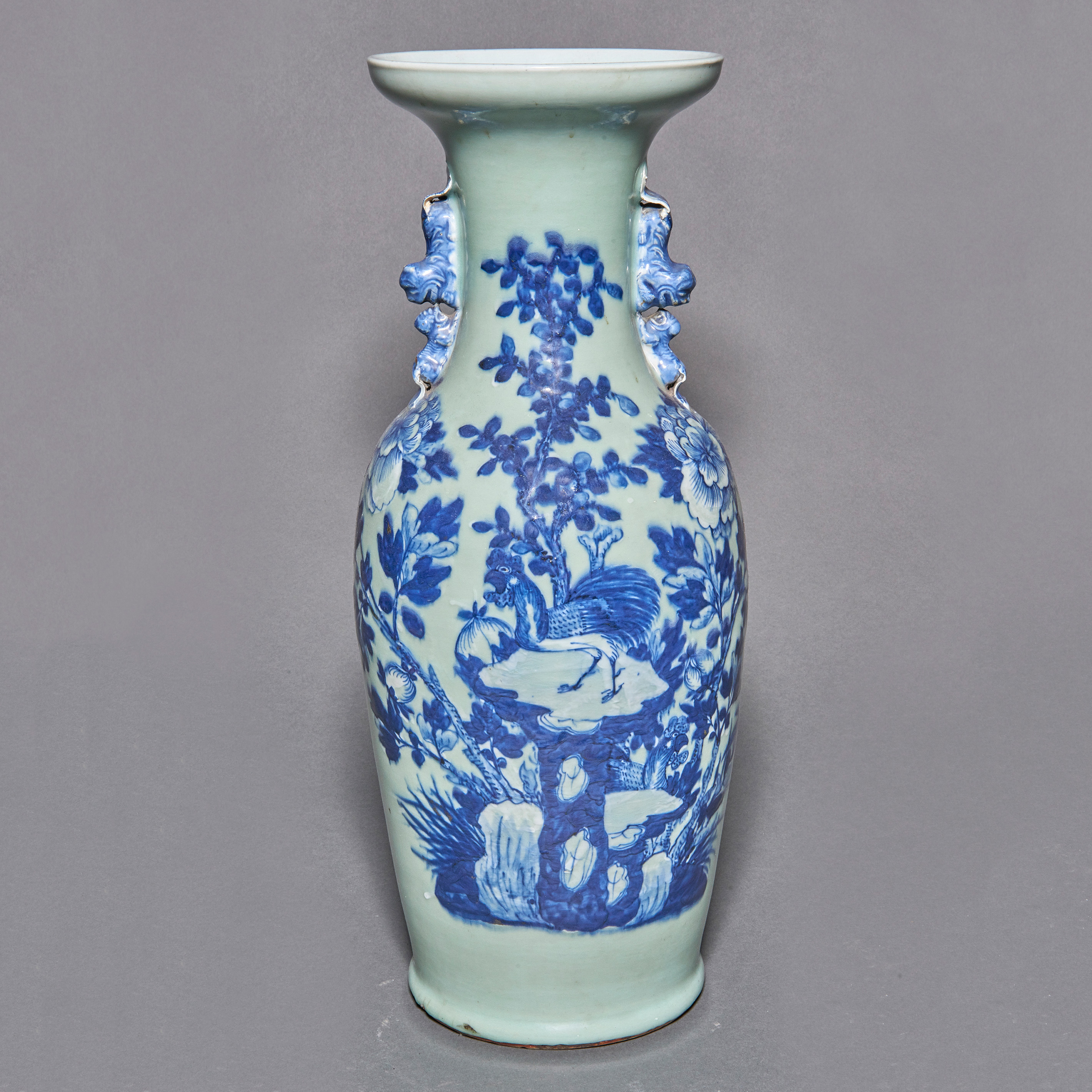 CHINESE BLUE AND WHITE CELADON 3a37bf