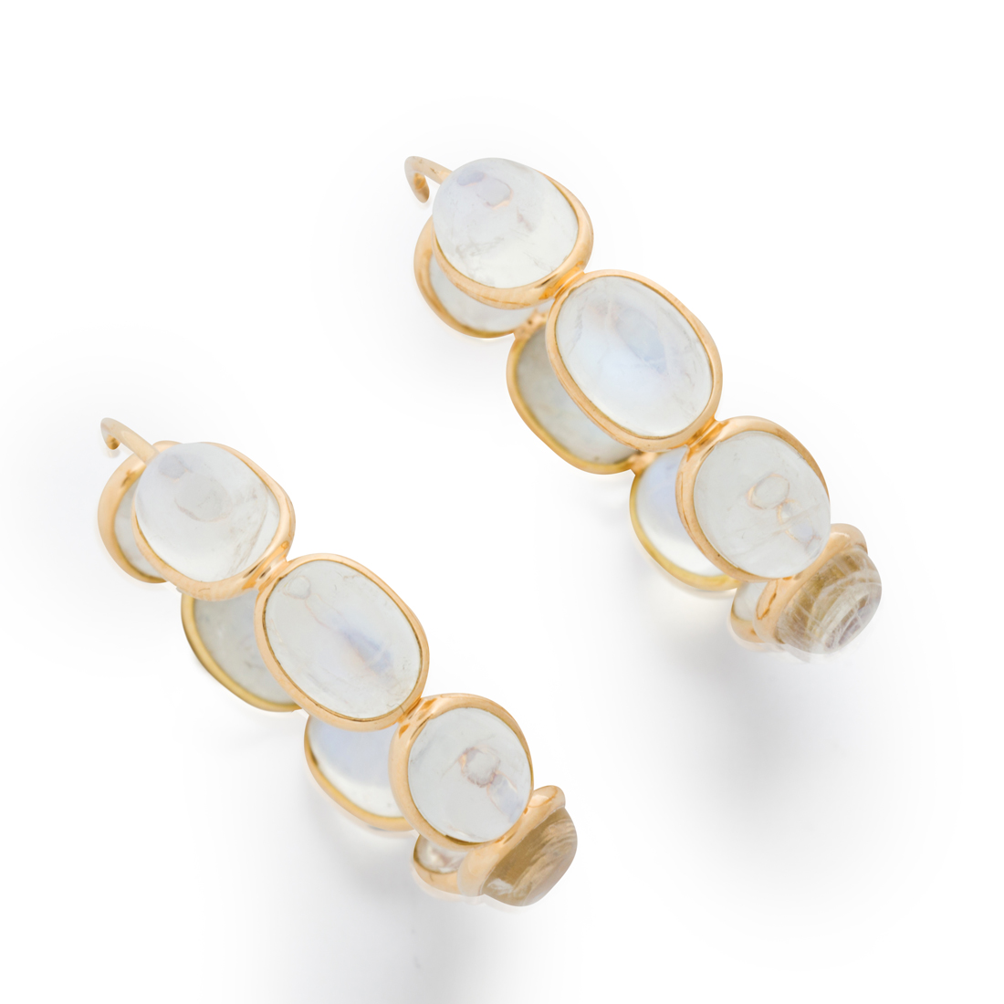 A PAIR OF MOONSTONE AND EIGHTEEN