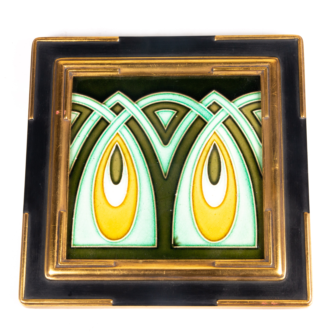 ART NOUVEAU STYLE TILE IN PARCEL