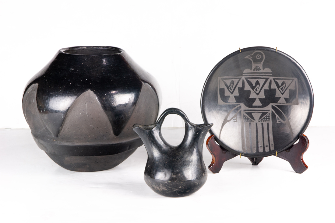 (LOT OF 3) SANTA CLARA PUEBLO BLACKWARE