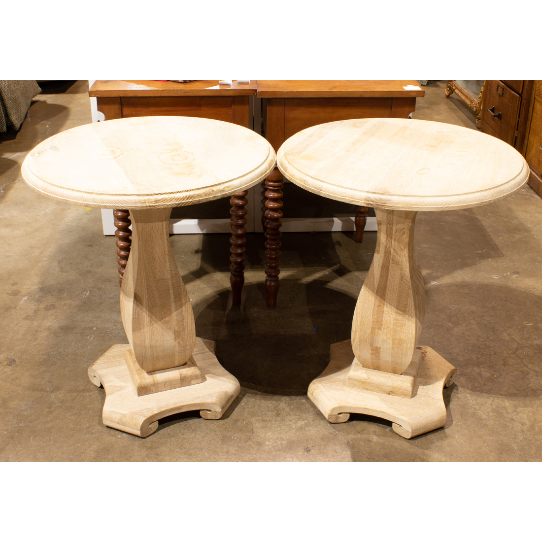 A PAIR OF CLASSICAL STYLE OCCASIONAL 3a3b01