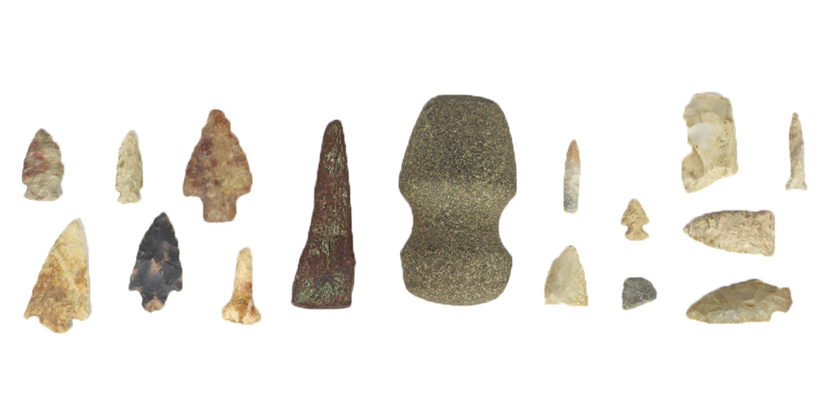 GROUP OF NEOLITHIC ITEMS INCLUDING