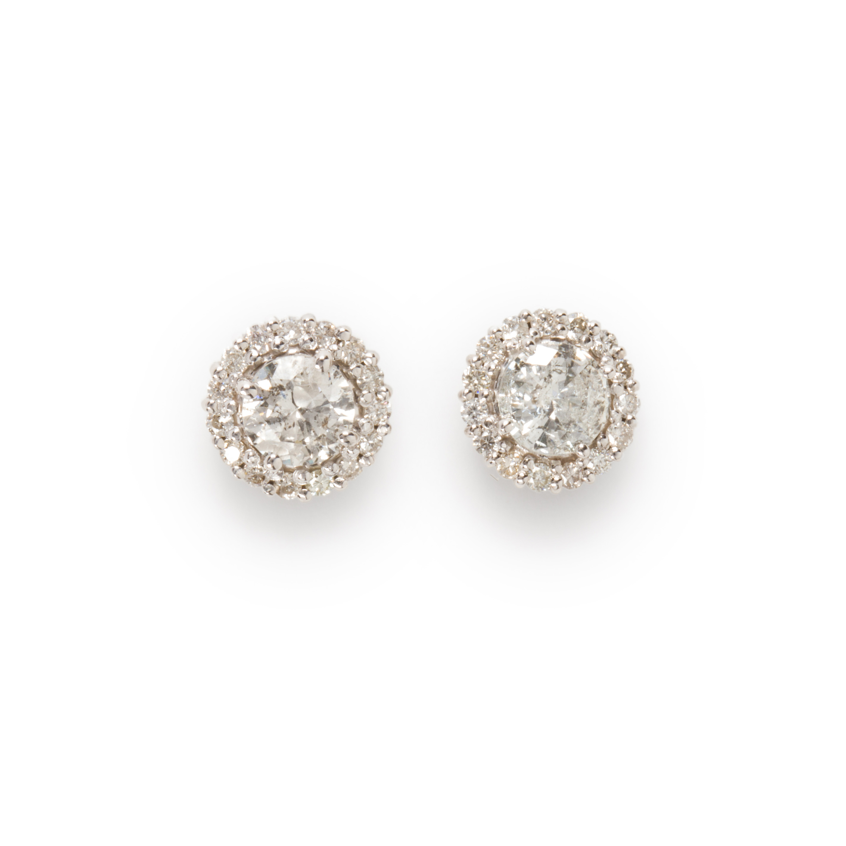 A PAIR OF DIAMOND AND EIGHTEEN 3a418f