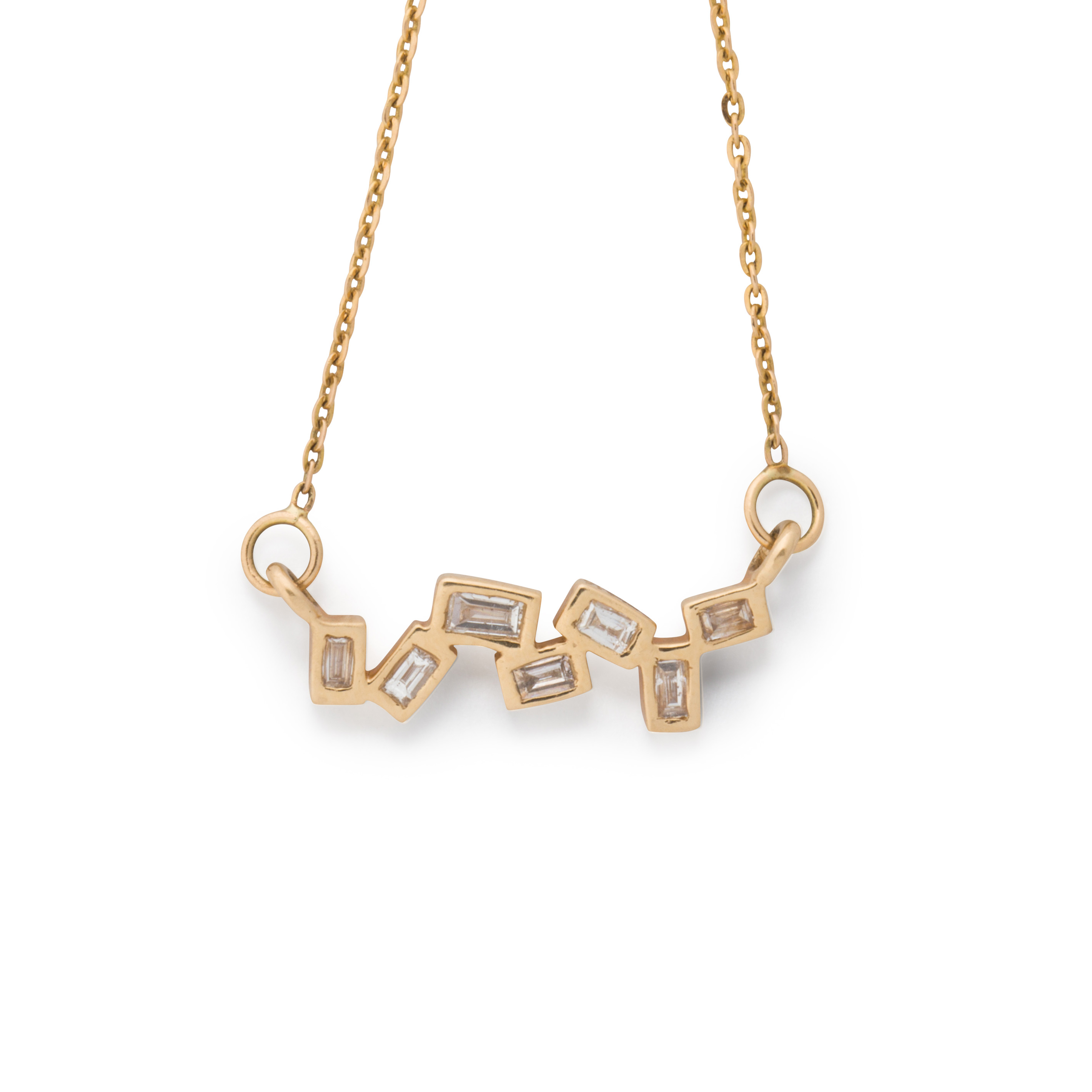 A DIAMOND AND FOURTEEN KARAT GOLD NECKLACE