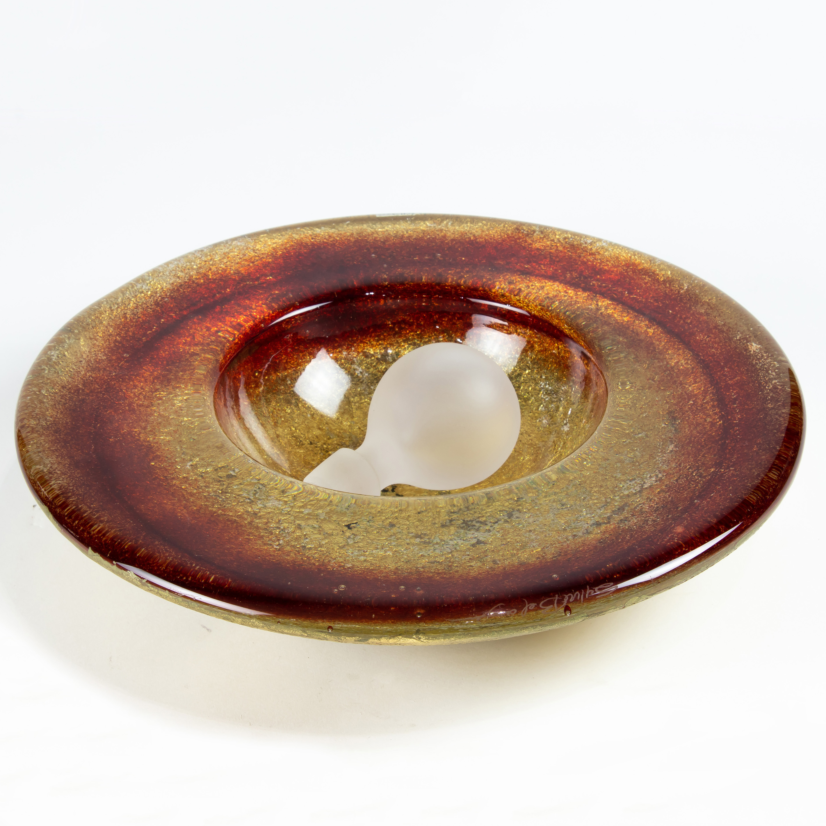 ART GLASS THICK WALLED LOW BOWL 3a438f
