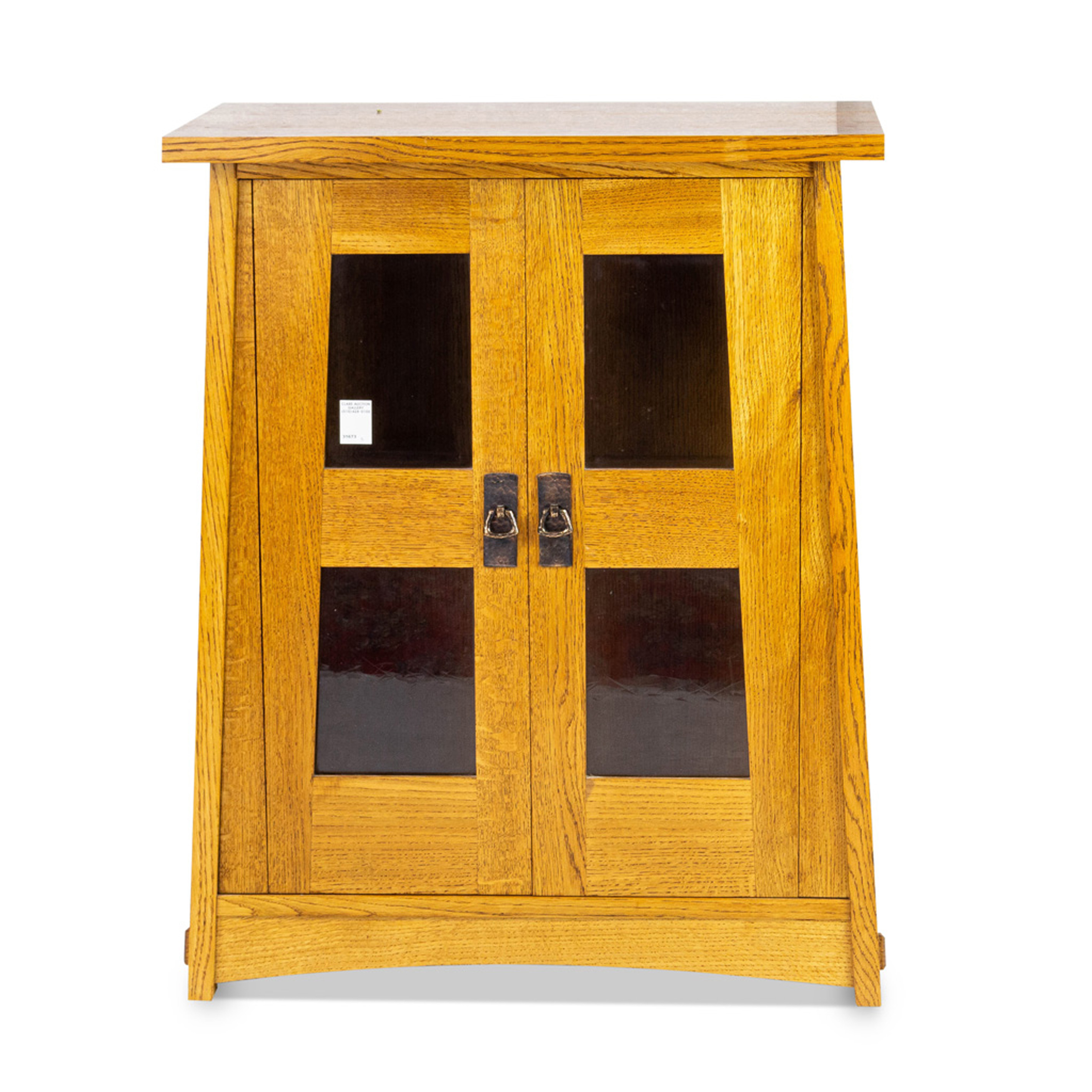 ARTS AND CRAFTS SIDE DISPLAY CABINET 3a43ef