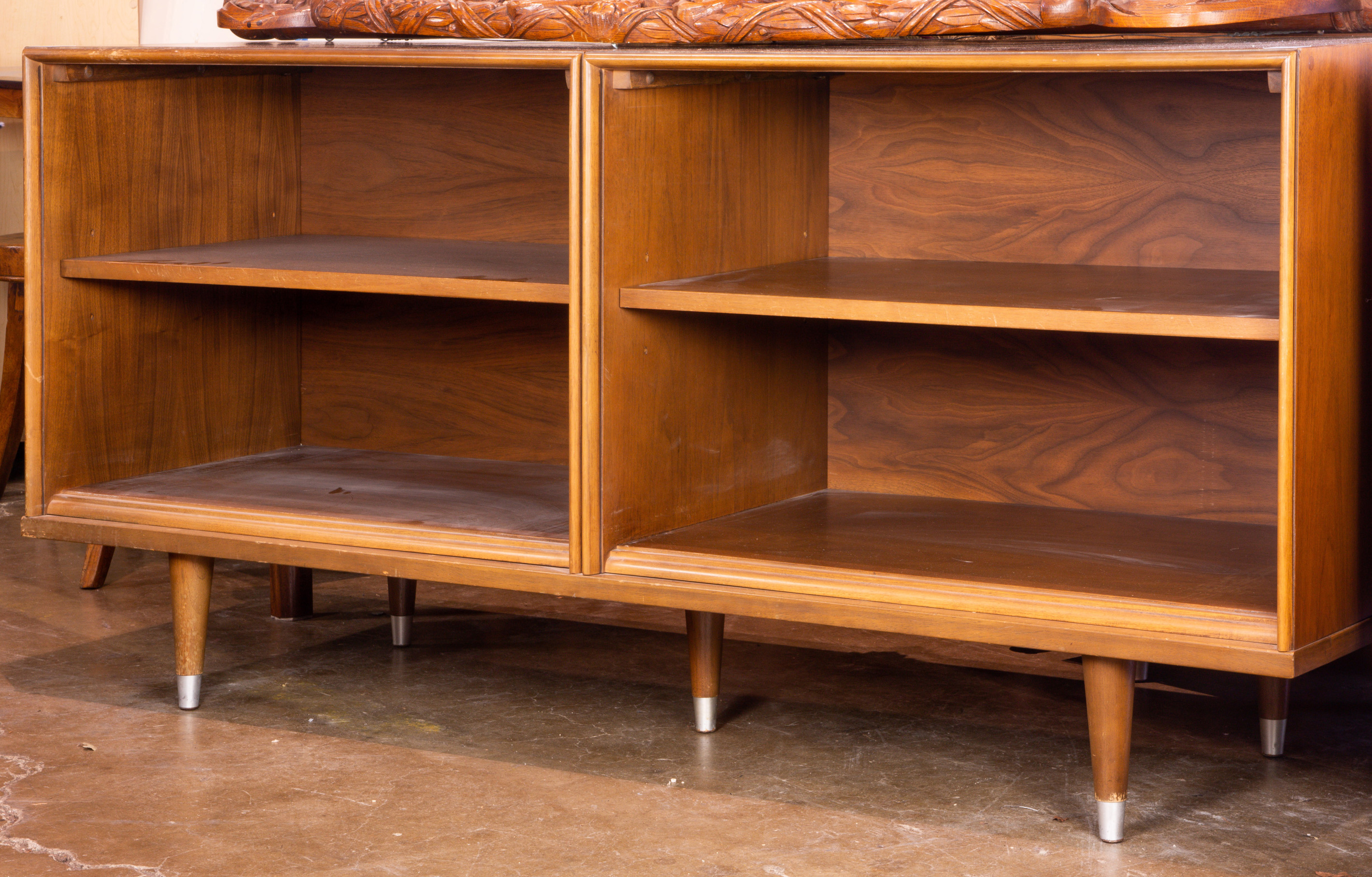 MID-CENTURY MODERN DIVIDED BOOKCASE