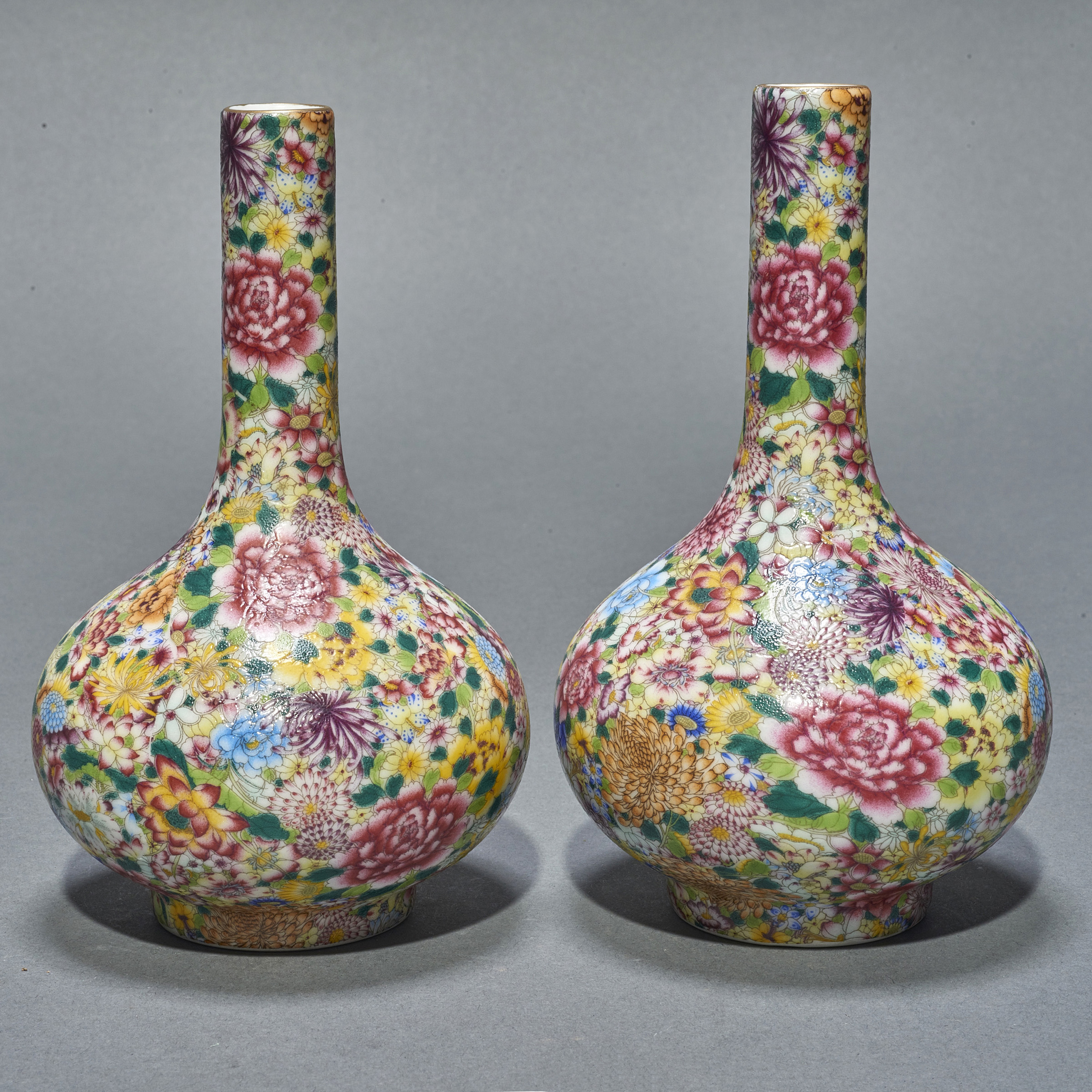 PAIR OF CHINESE MILLEFLEUR BOTTLE