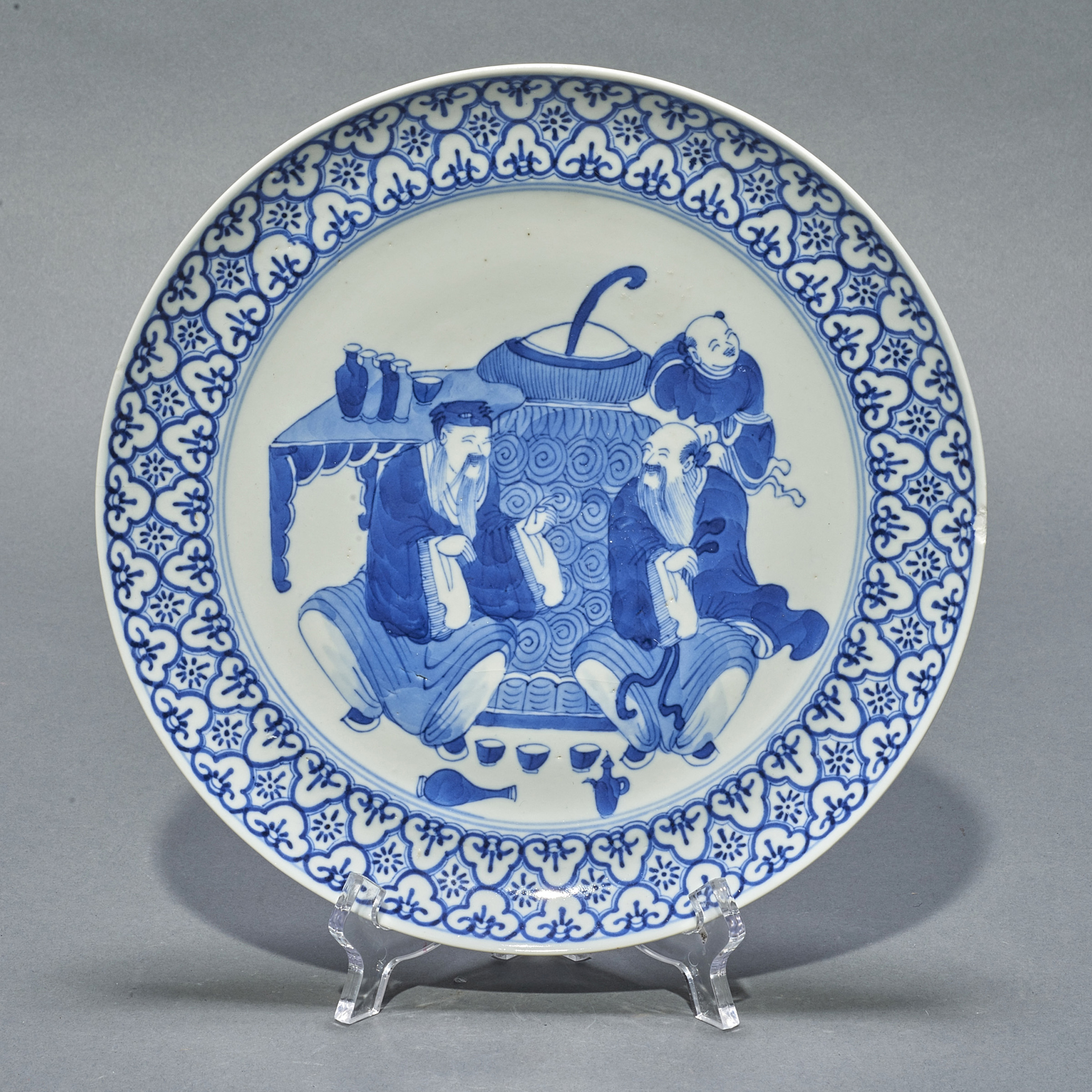 CHINESE BLUE AND WHITE DISH Chinese