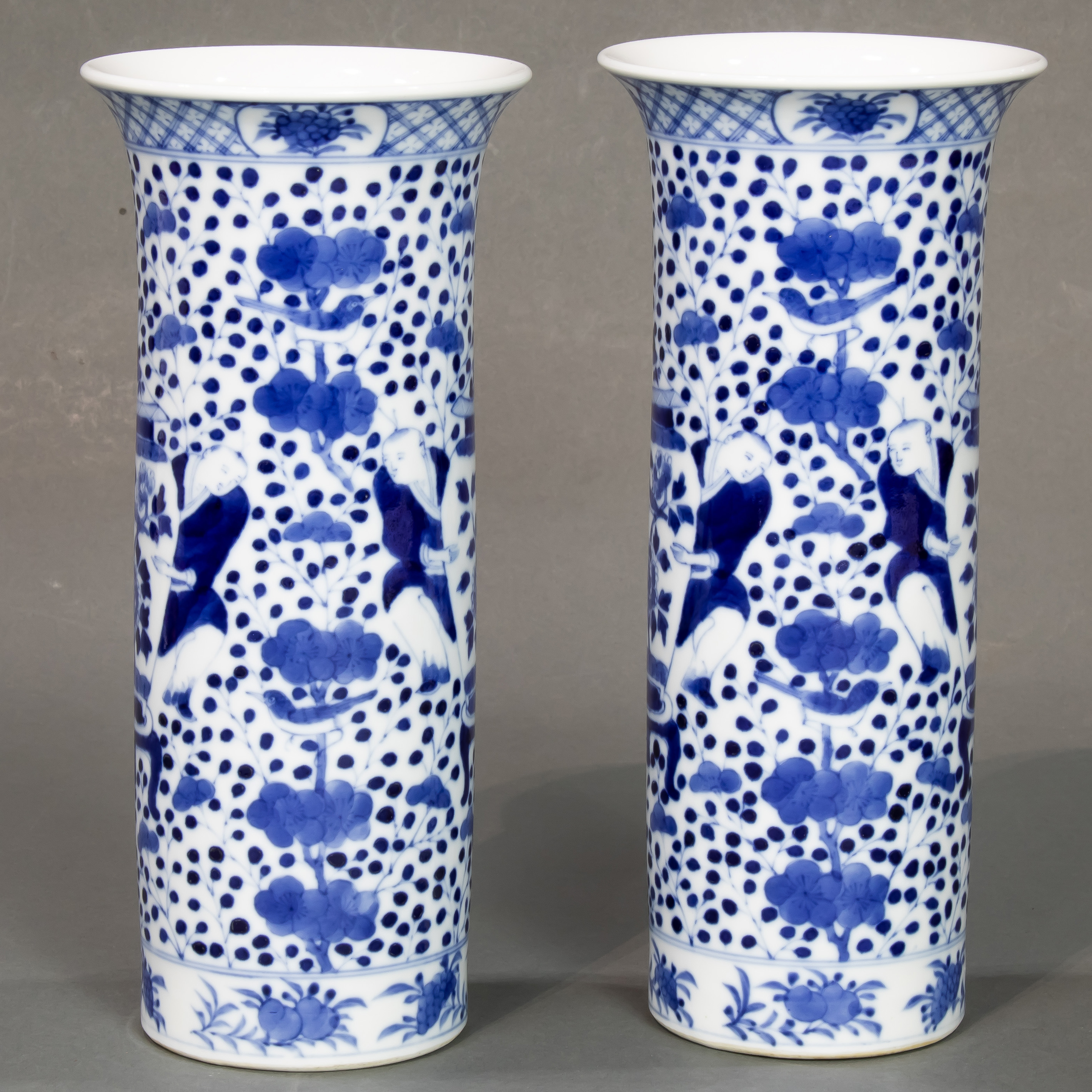 PAIR OF CHINESE BLUE AND WHITE 3a44d8