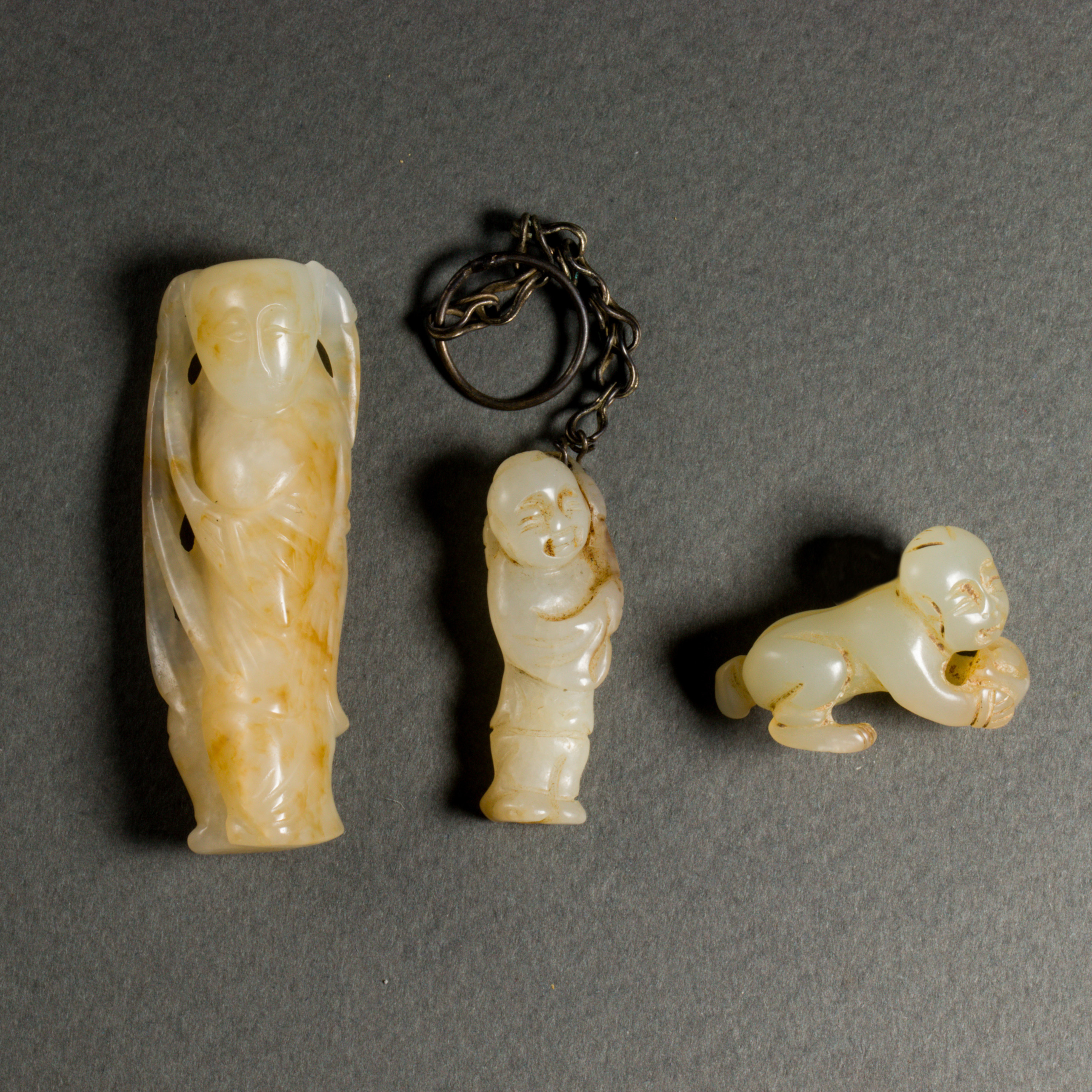  LOT OF 3 CHINESE JADE BOYS lot 3a44fd