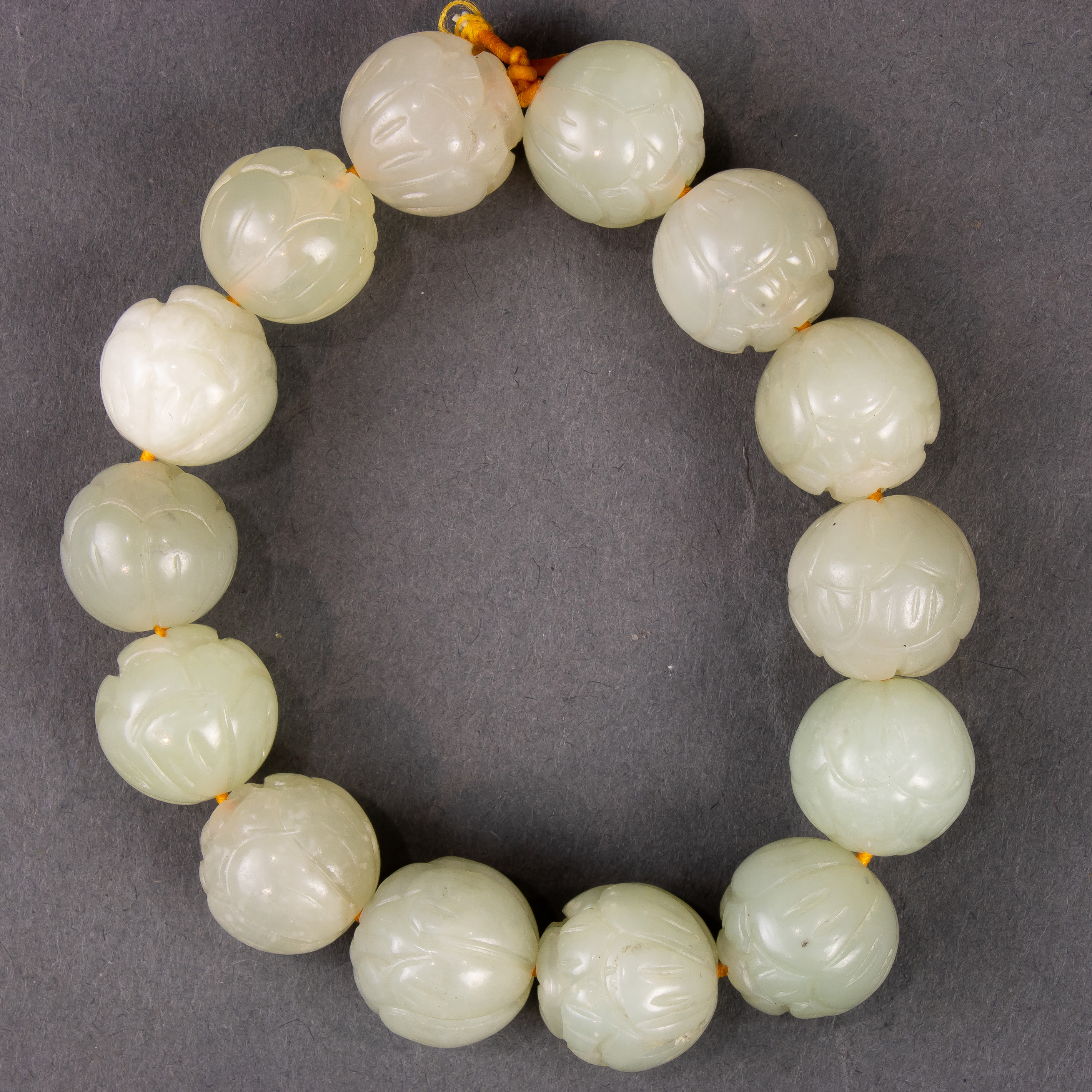 CHINESE JADE BEAD BRACELET Chinese 3a44fe