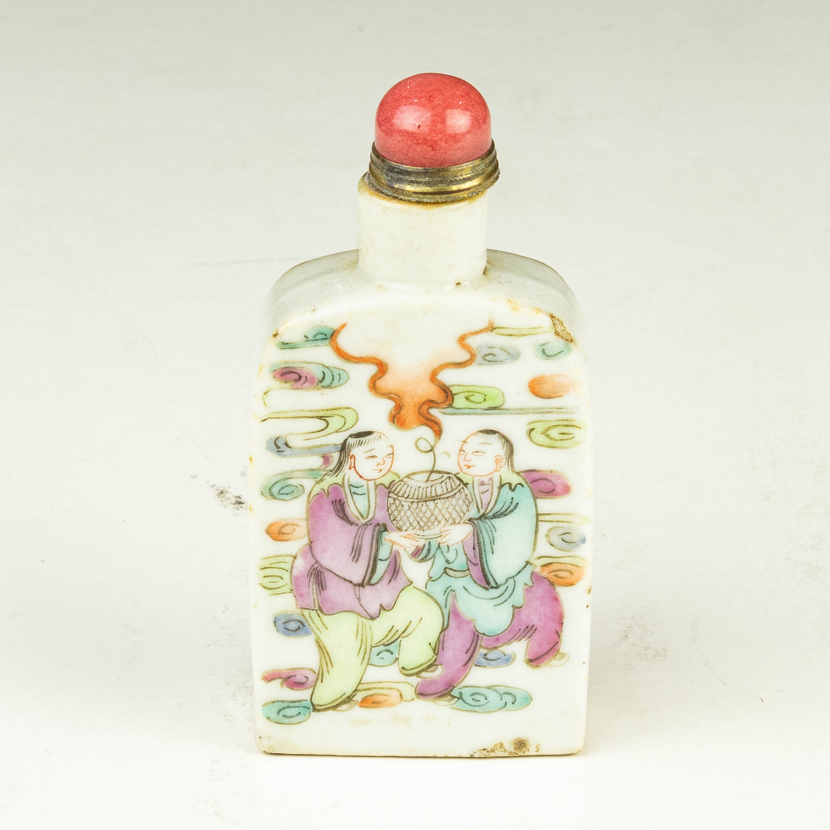 CHINESE FAMILLE ROSE SNUFF BOTTLE 3a450e