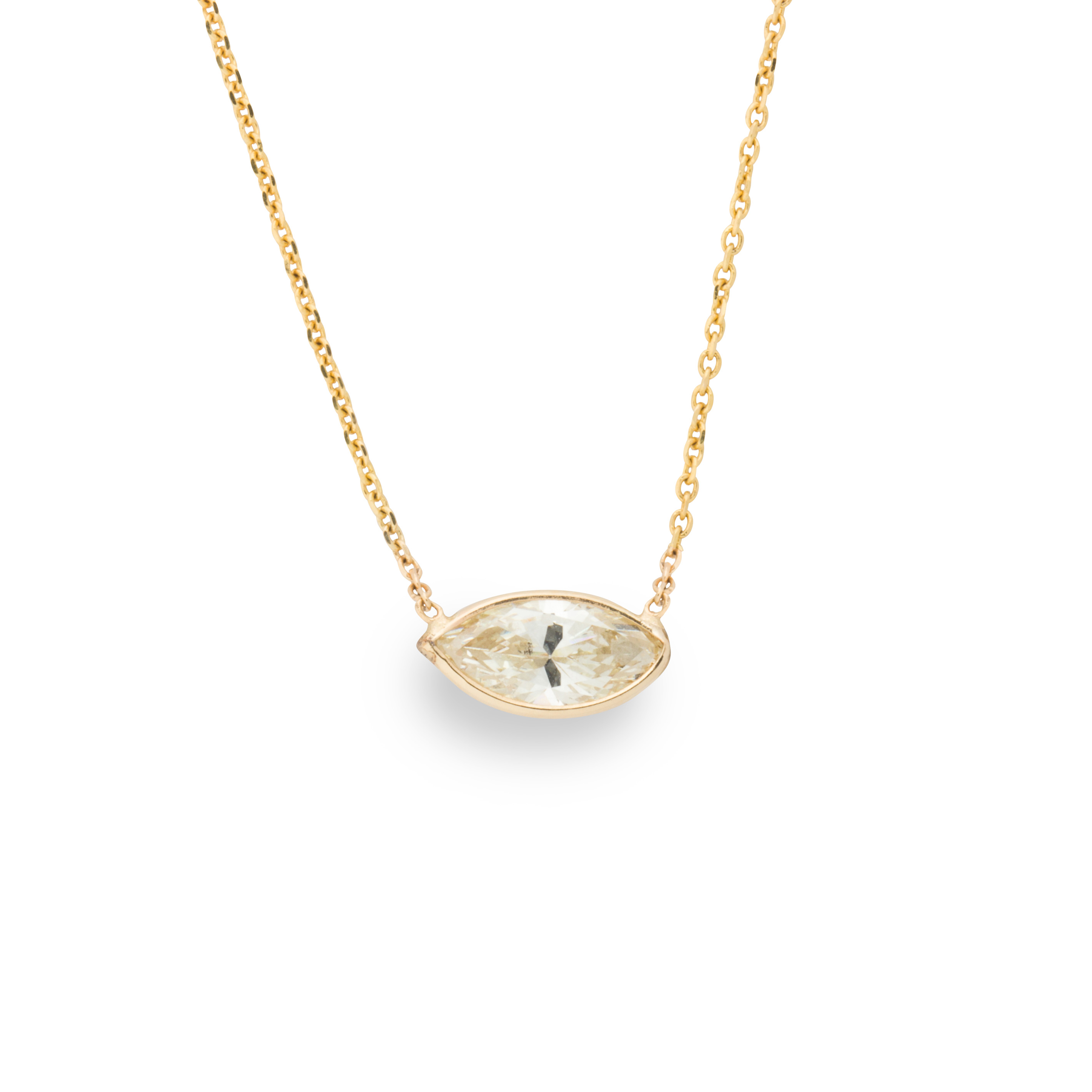 A DIAMOND AND FOURTEEN KARAT GOLD 3a4631