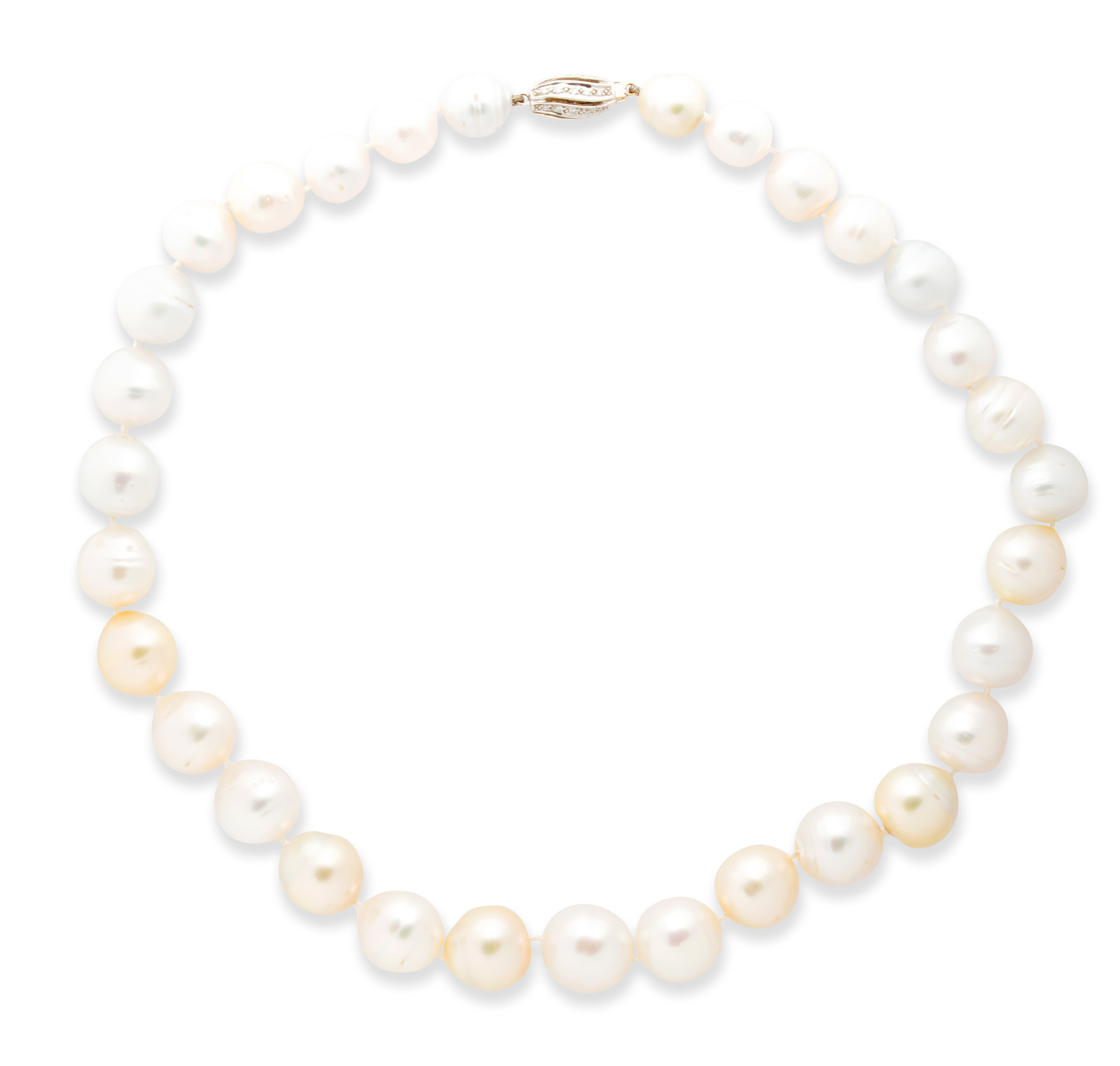 A SOUTH SEA PEARL AND DIAMOND NECKLACE 3a4652