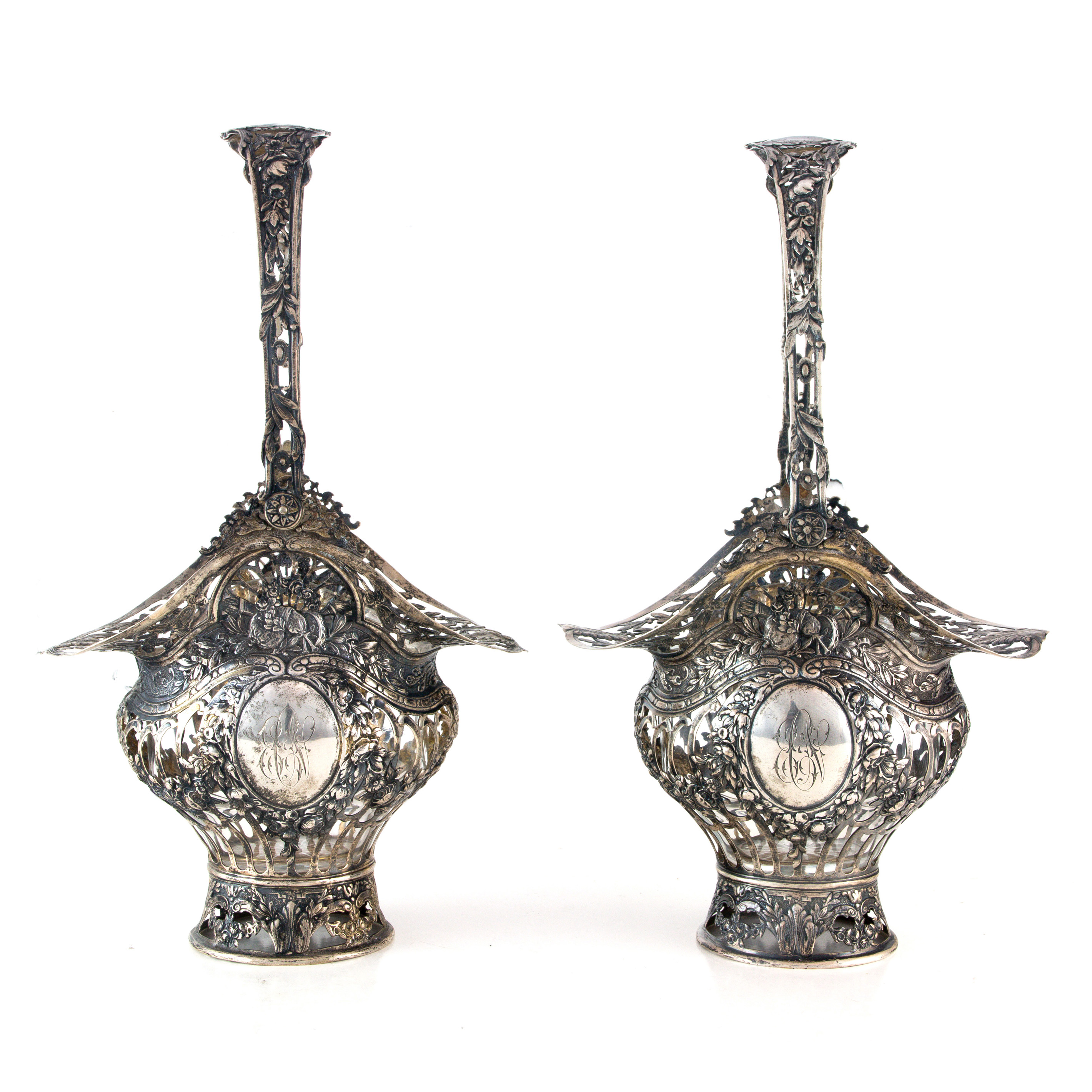 A PAIR GERMAN .800 STANDARD SILVER RETICULATED