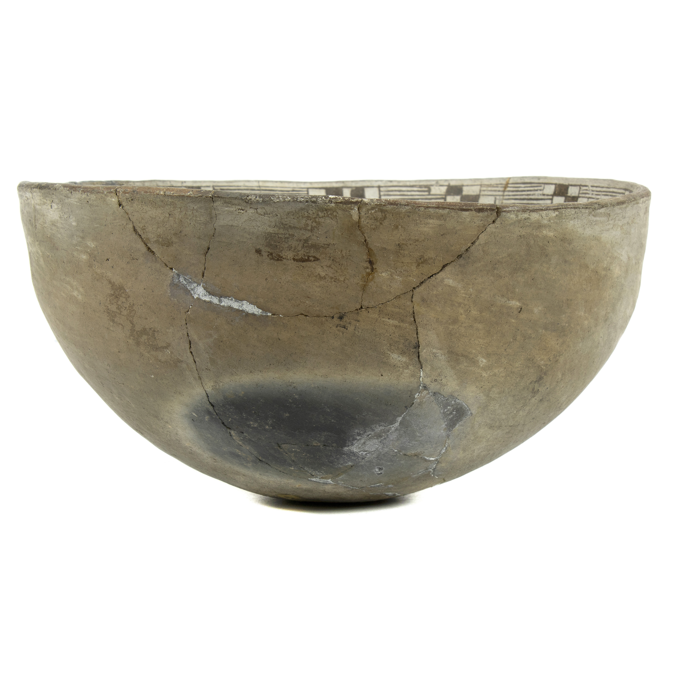 AN ANASAZI BLACK-ON WHITE BOWL