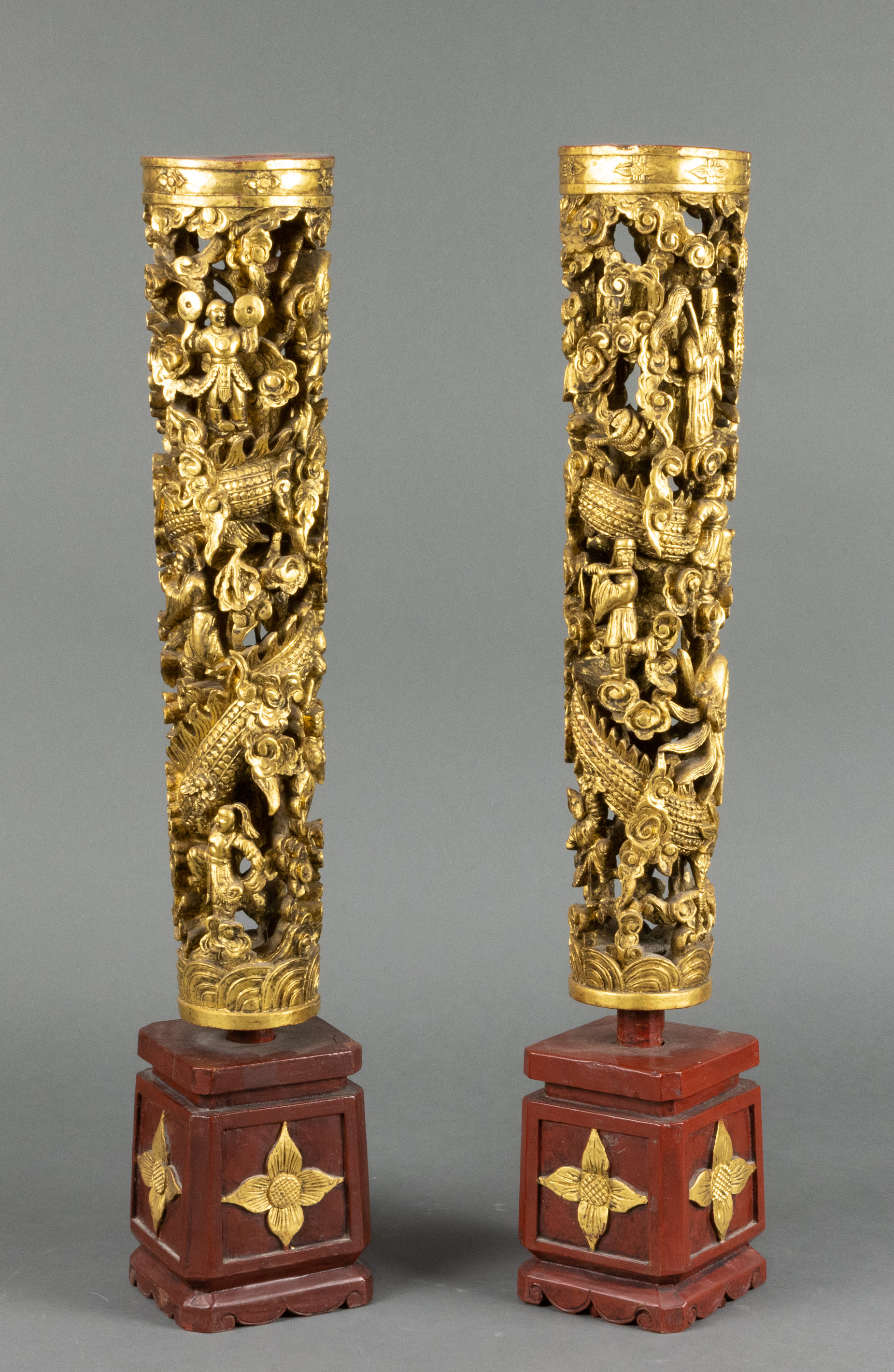 PAIR OF CHINESE GILT LACQUERED 3a47e8