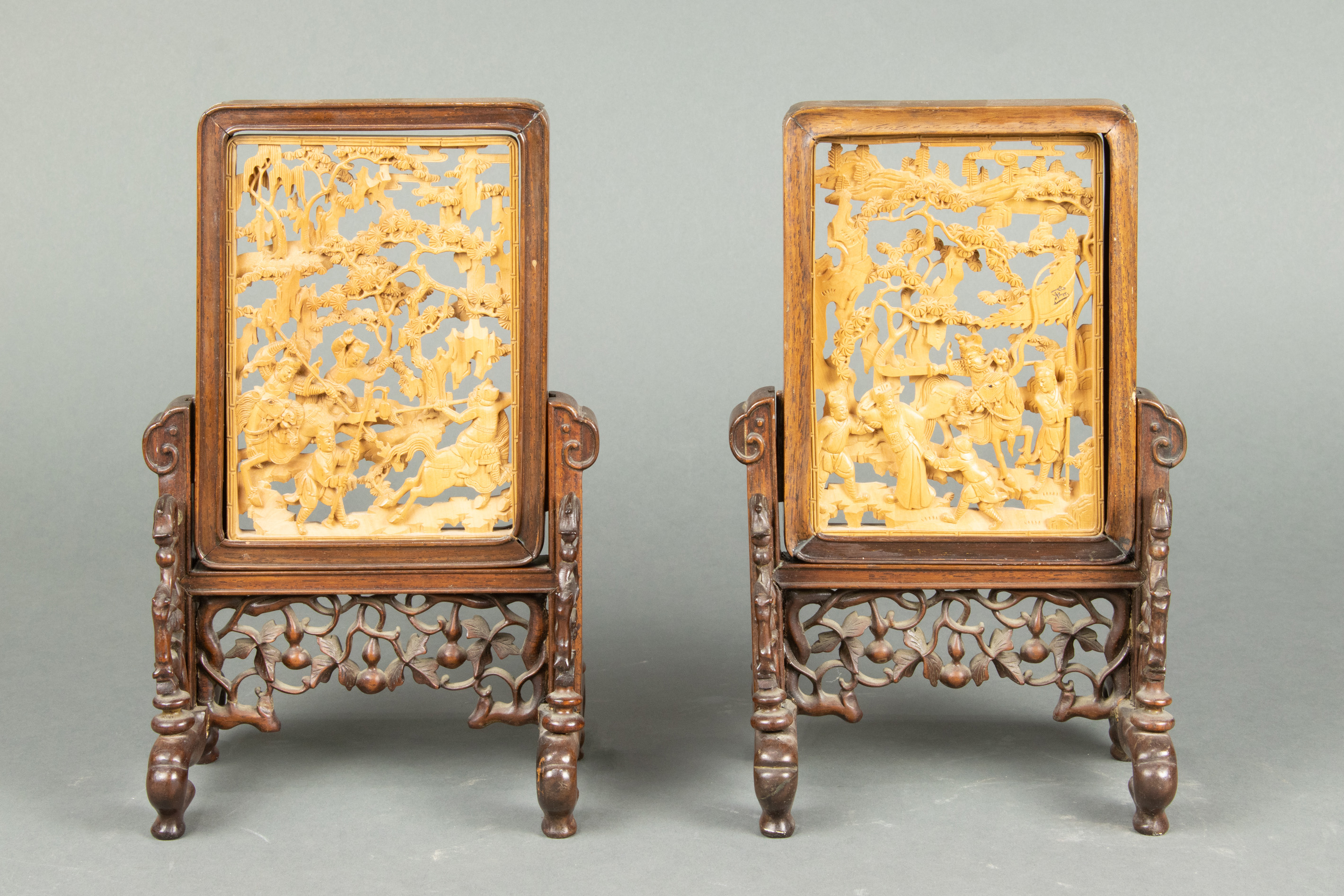 PAIR OF CHINESE BOXWOOD TABLE SCREENS