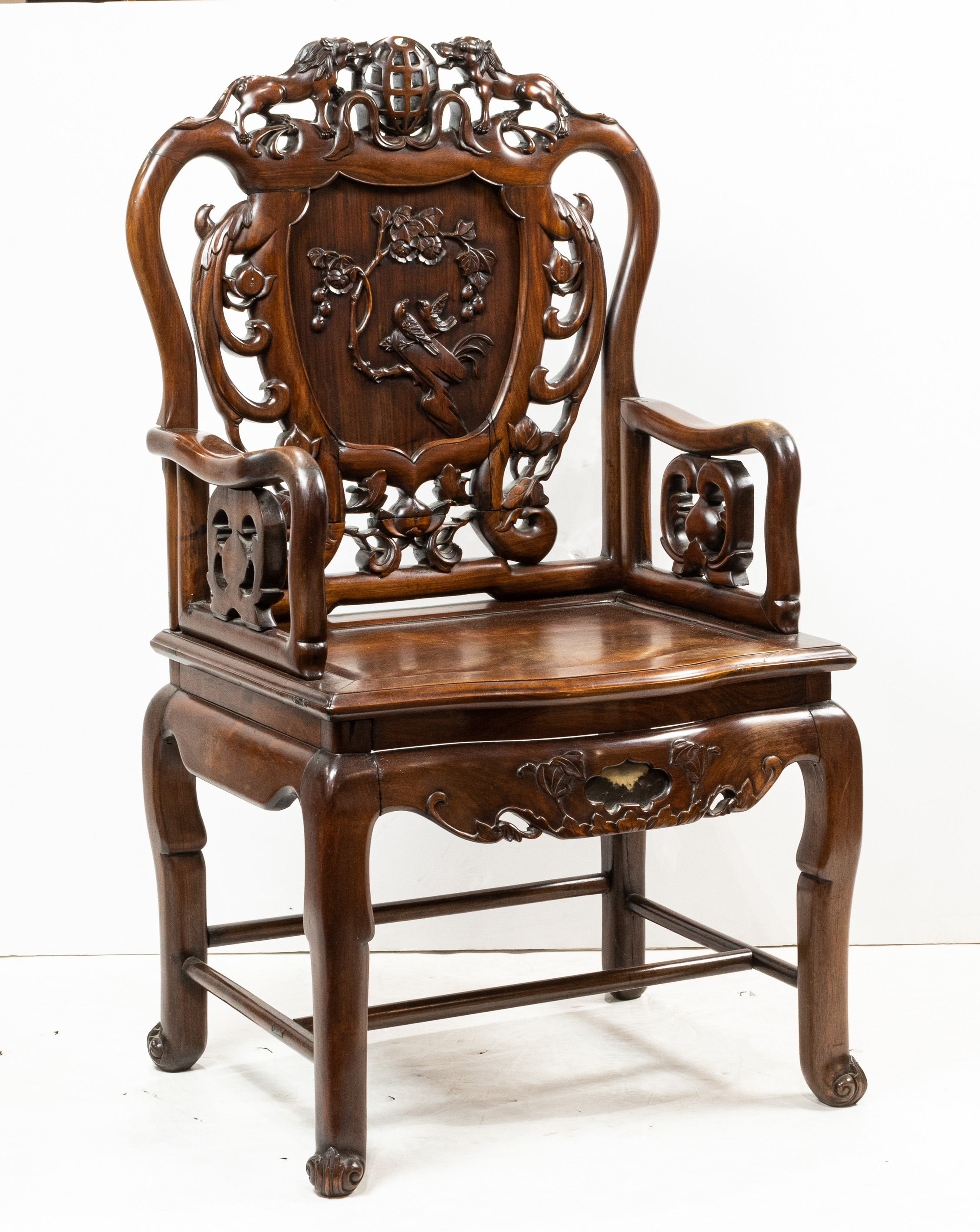 CHINESE HARDWOOD ARMCHAIR Chinese 3a4834