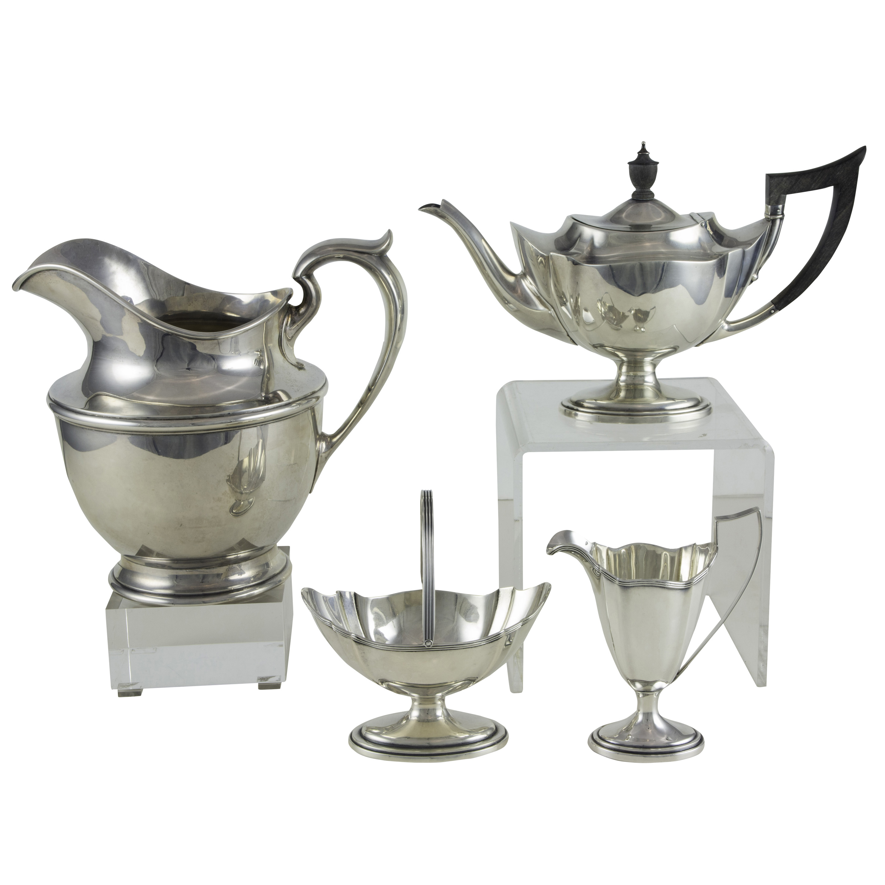 A LOT OF 4 GORHAM STERLING TEA 3a4859