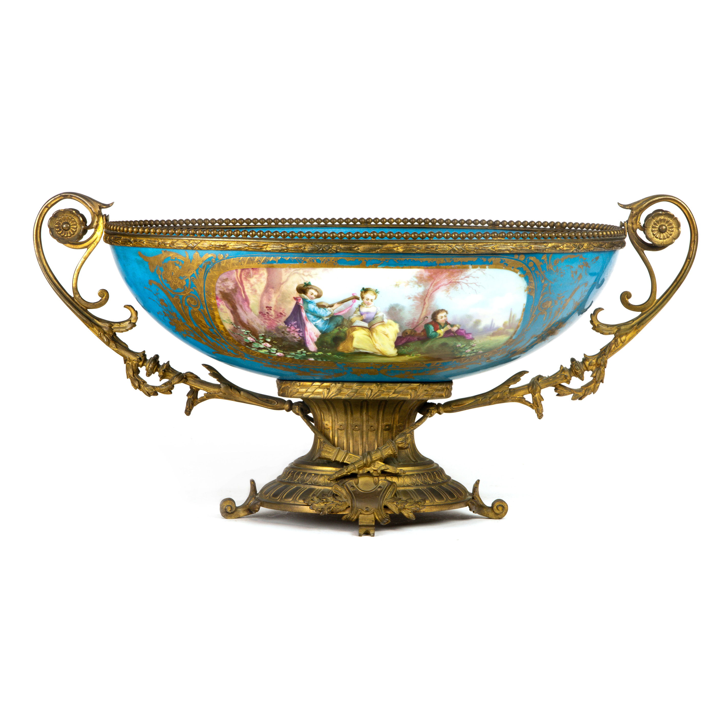 A SEVRES STYLE MOUNTED BRONZE CENTERPIECE 3a4885