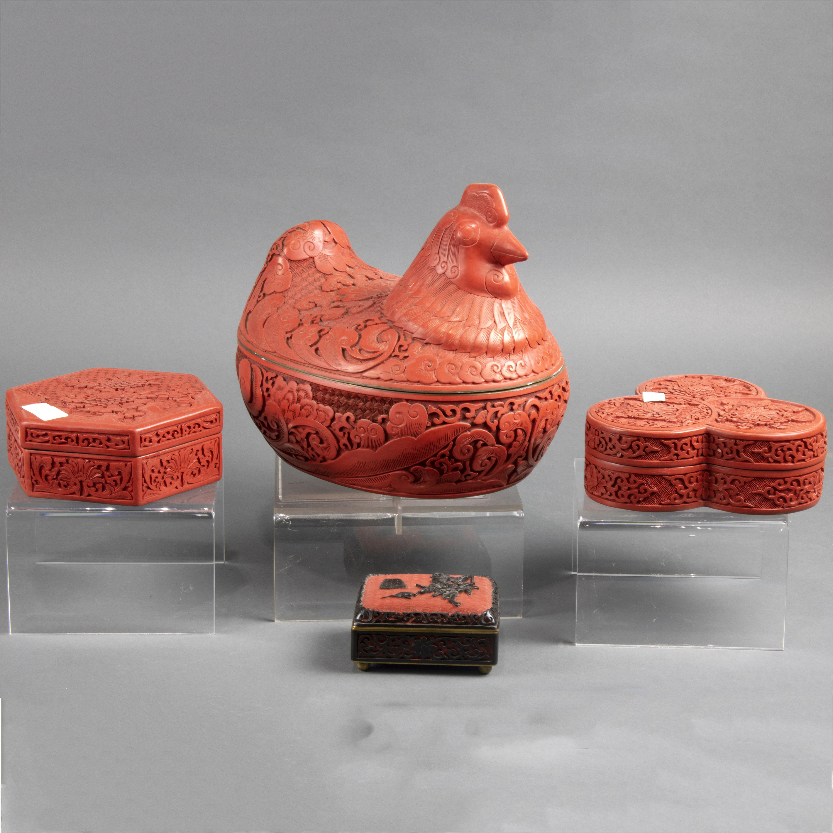  LOT OF 4 CHINESE CINNABAR LACQUER 3a494c