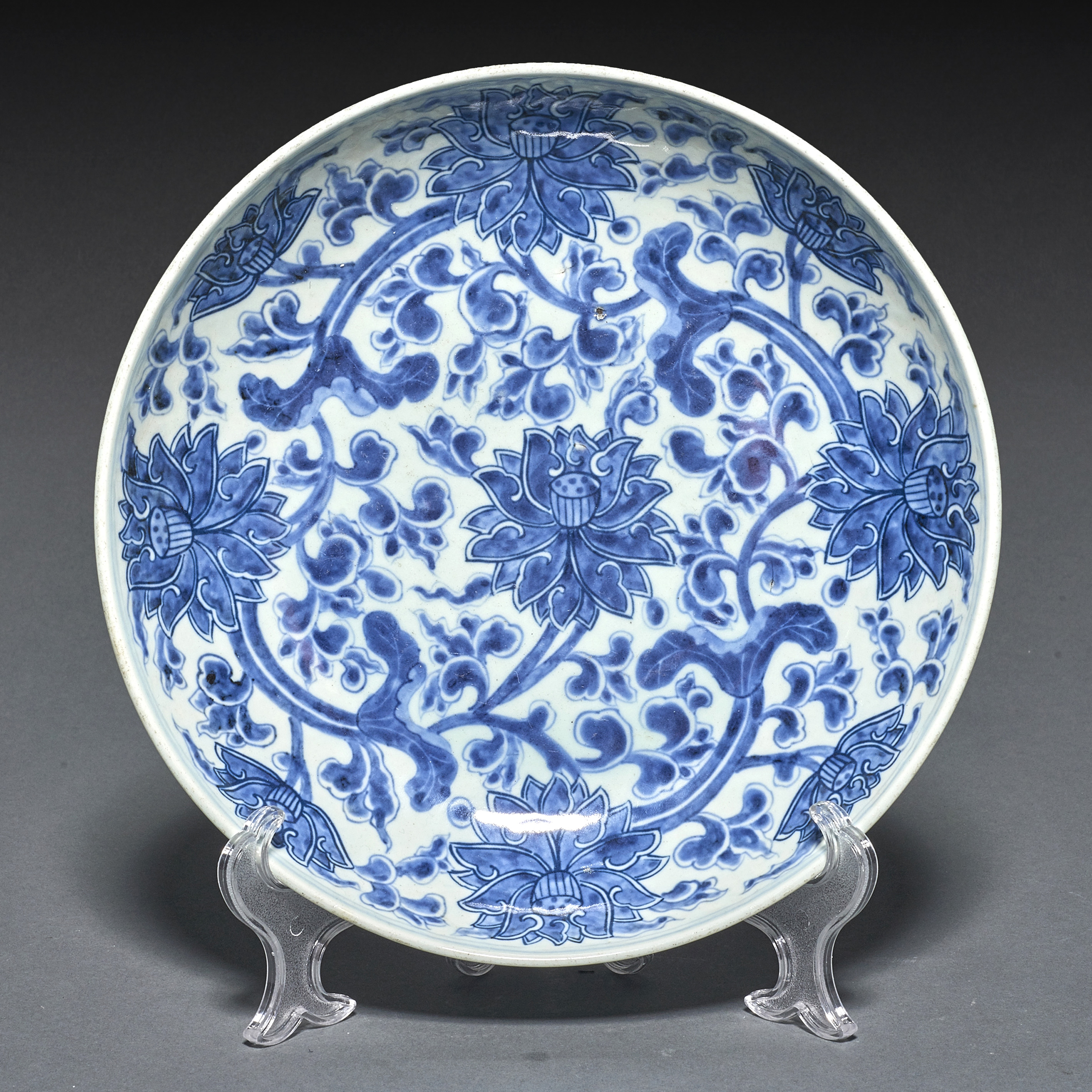 CHINESE BLUE AND WHITE LOTUS DISH