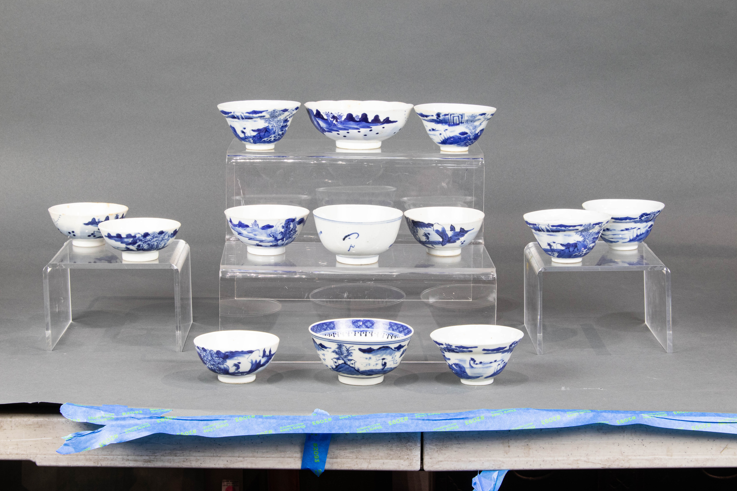  LOT OF 13 CHINESE BLUE AND WHITE 3a4975