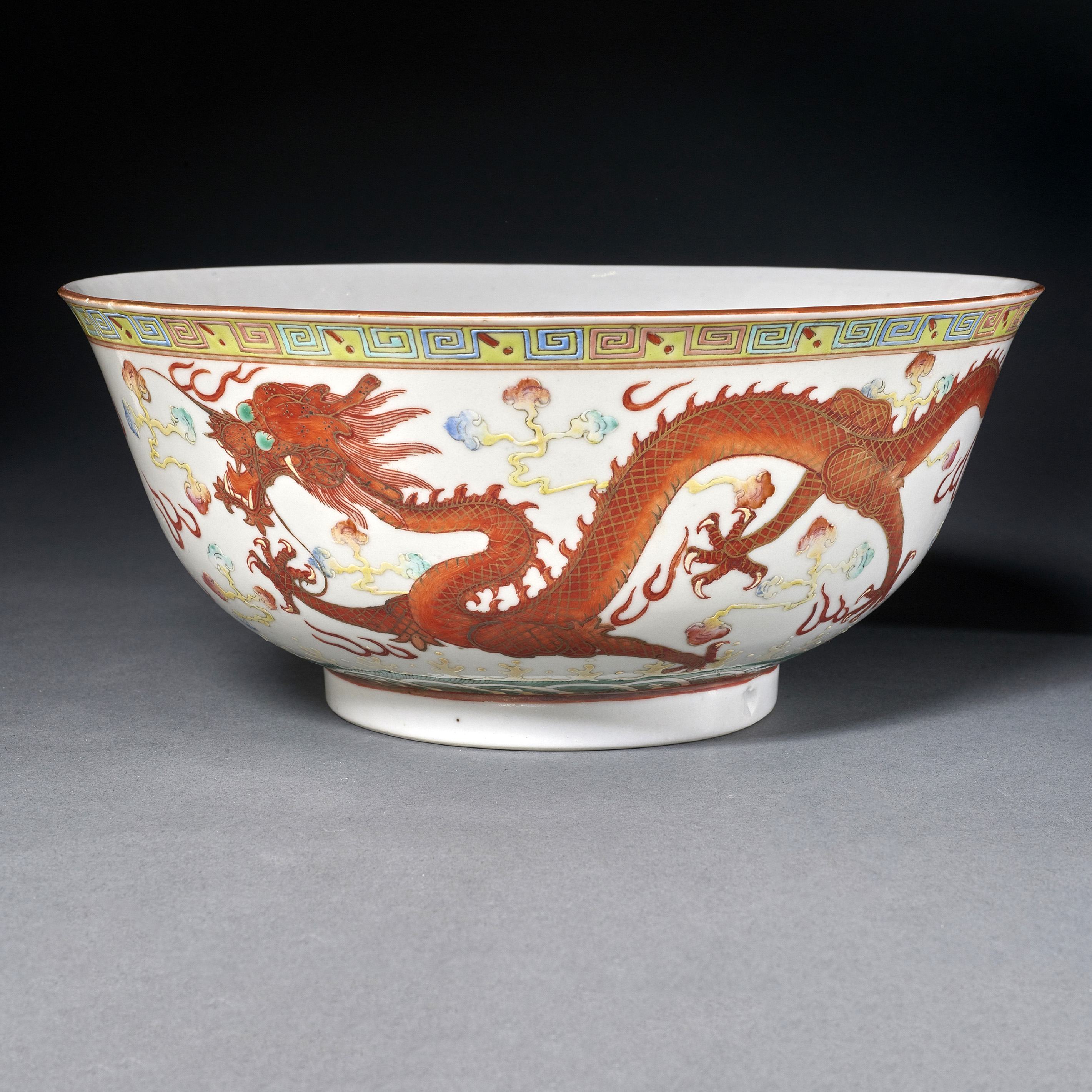 CHINESE FAMILLE ROSE BOWL Chinese