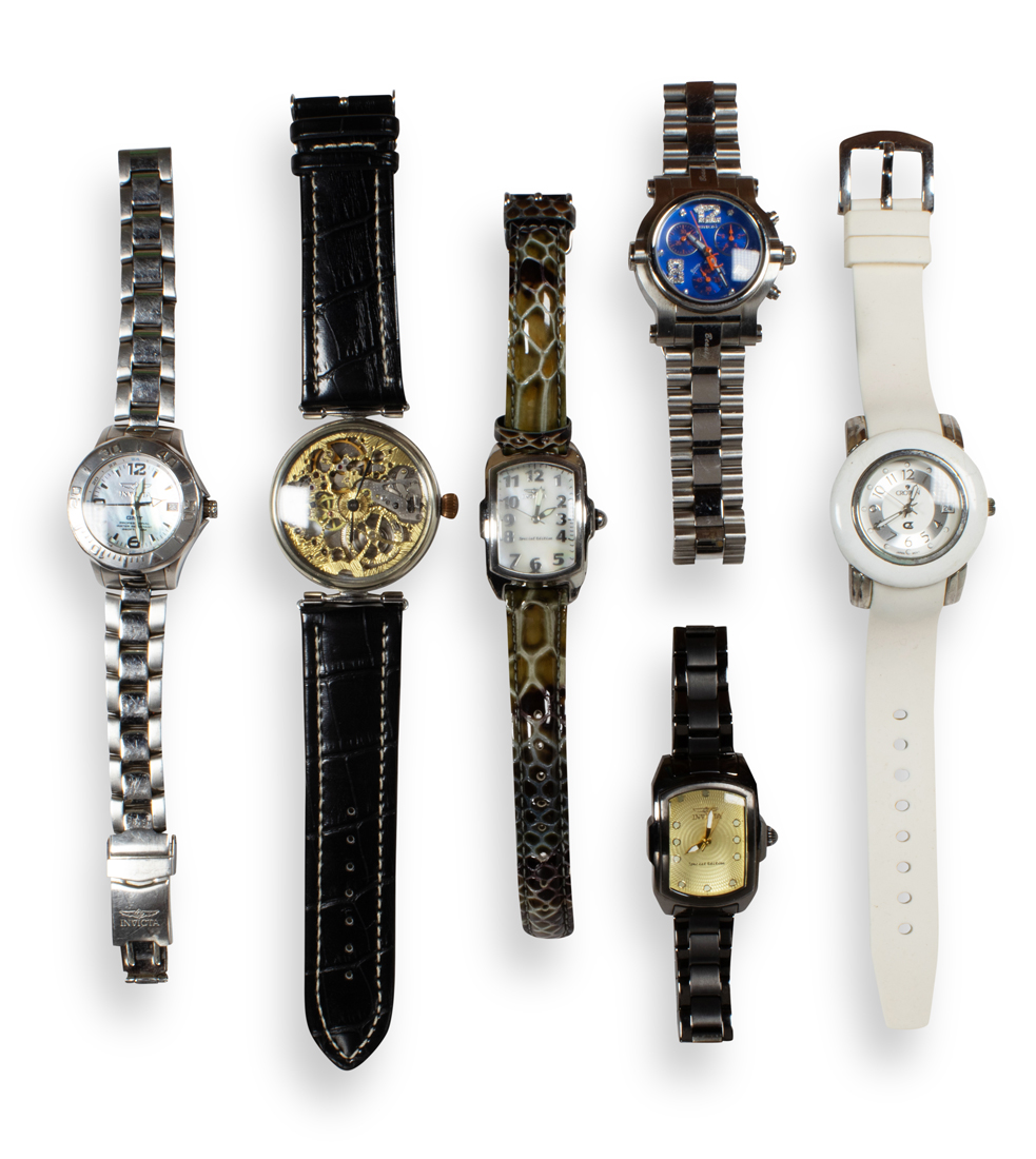 A COLLECTION OF WRISTWATCHES A collection