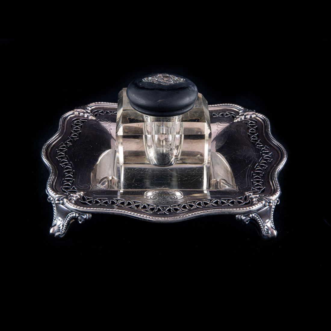 VICTORIAN GLASS INKWELL WITH STERLING 3a2353