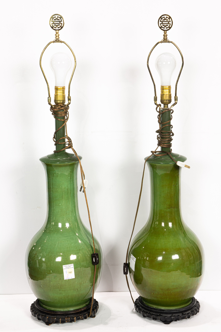 PAIR OF CHINESE GREEN GLAZED VASES 3a247d