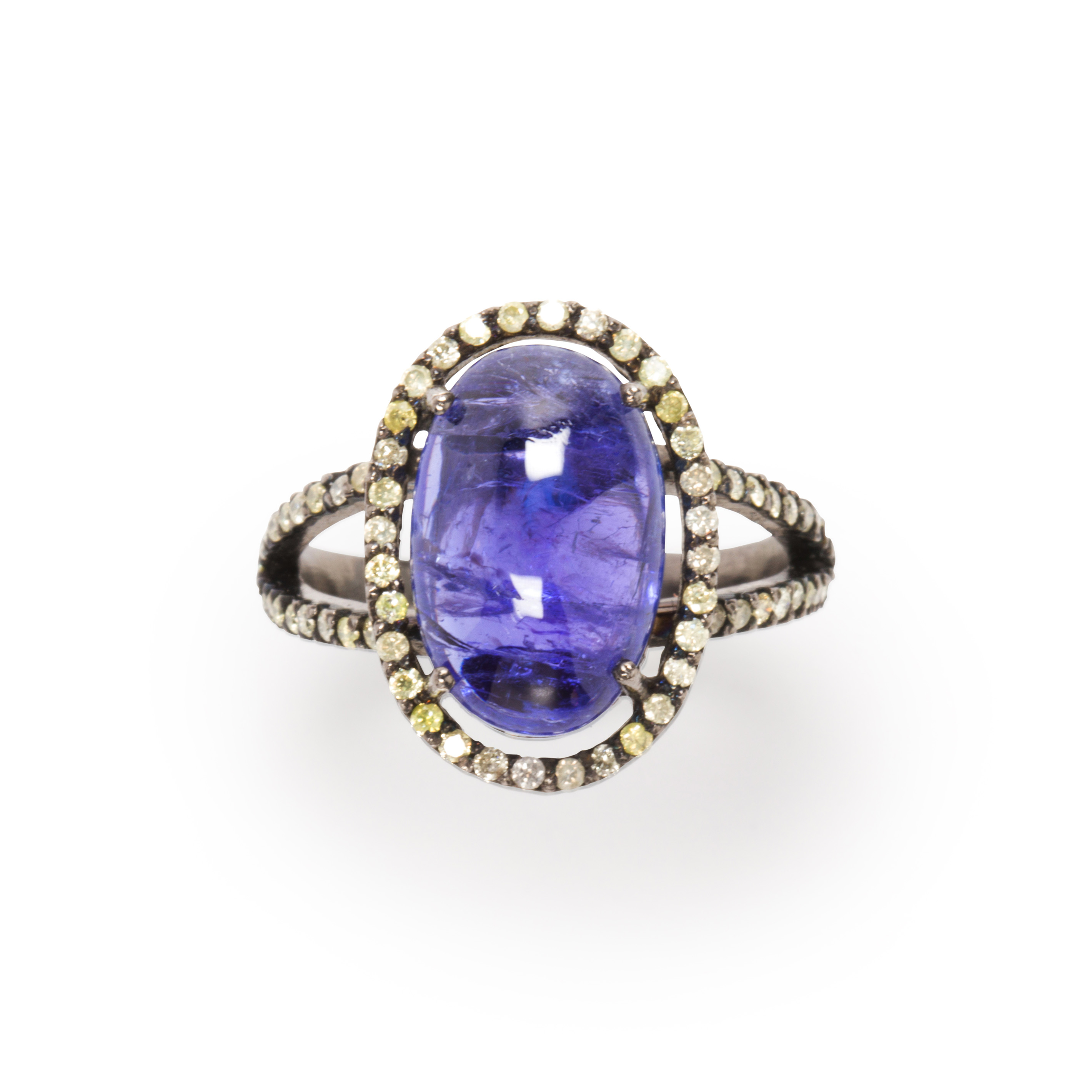 A TANZANITE AND DIAMOND RING A