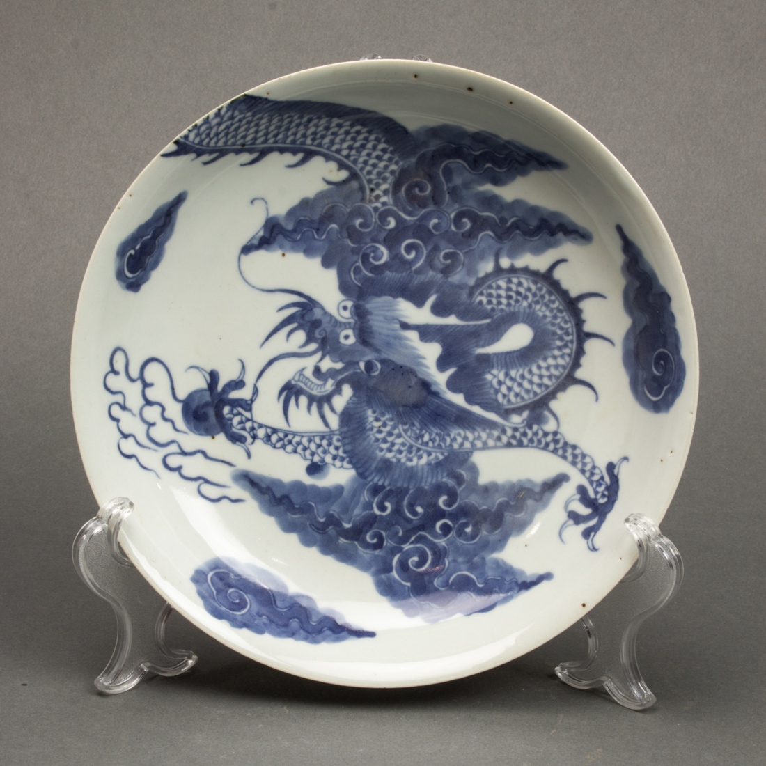 CHINESE BLUE AND WHITE DRAGON DISH