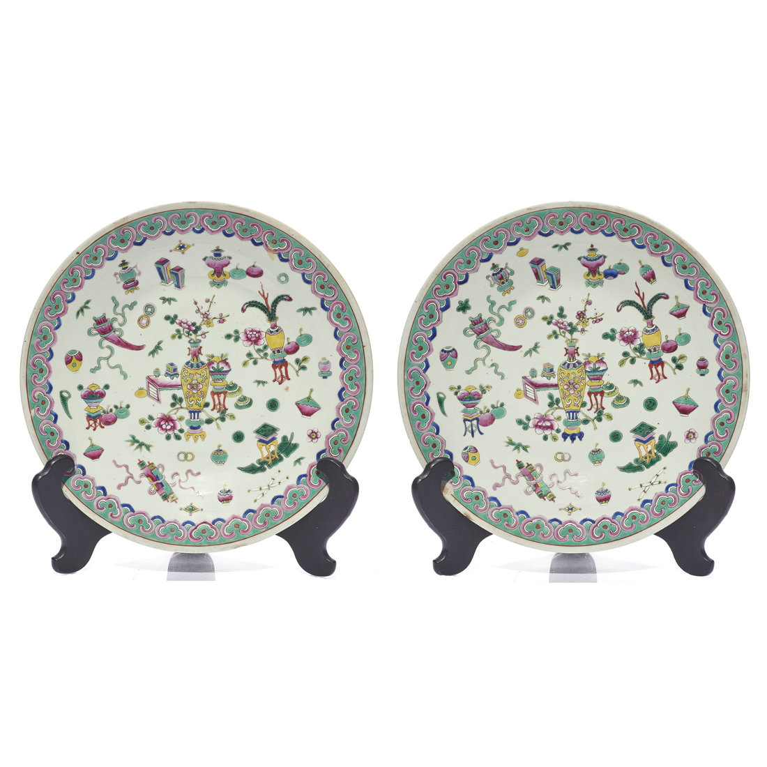 PAIR OF CHINESE FAMILLE ROSE CHARGERS