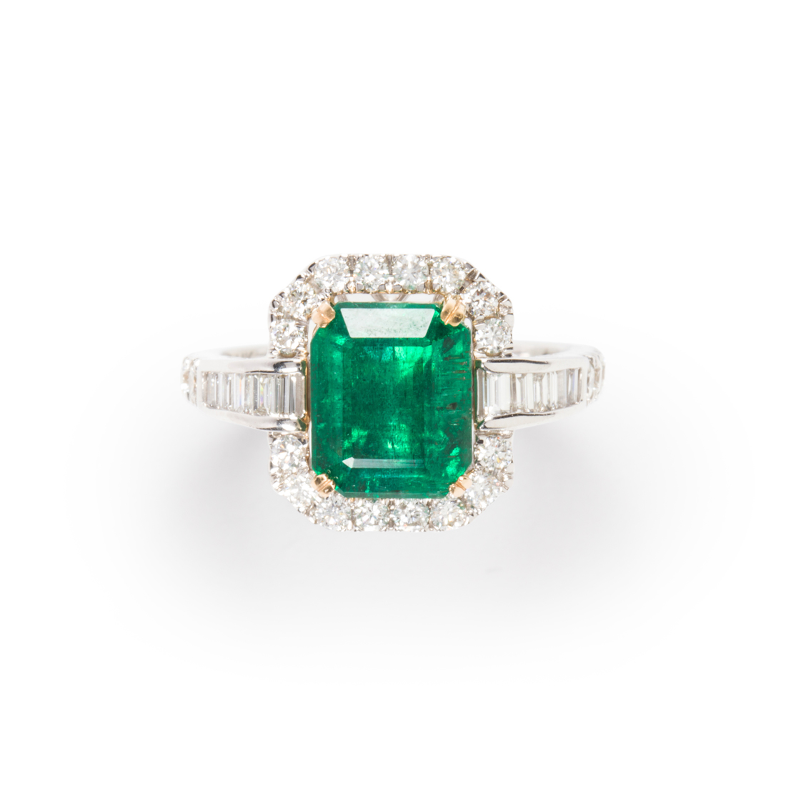 AN EMERALD DIAMOND AND FOURTEEN 3a2ab9