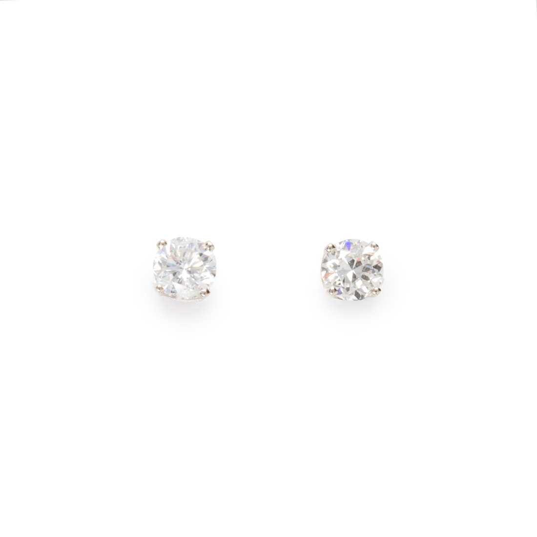 A PAIR OF DIAMOND AND FOURTEEN