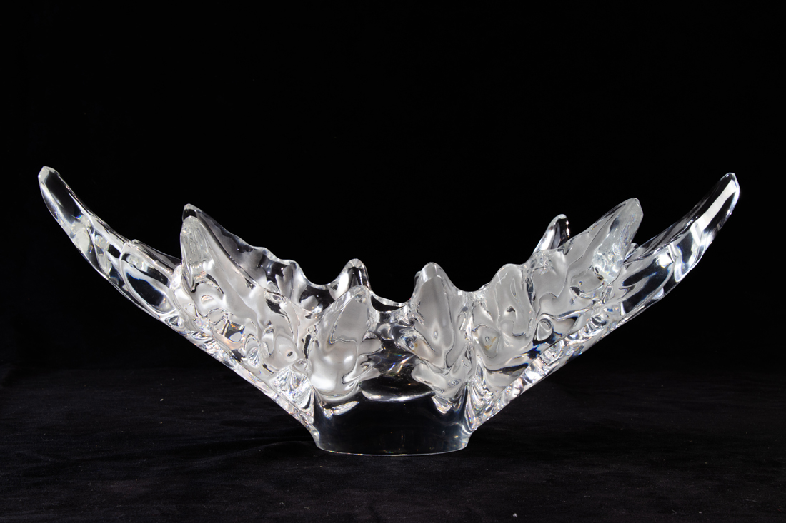A LALIQUE FROSTED AND CLEAR GLASS 3a2b2a