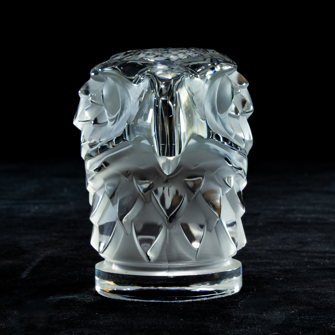 A LALIQUE CLEAR AND FROSTED TETE 3a2b31