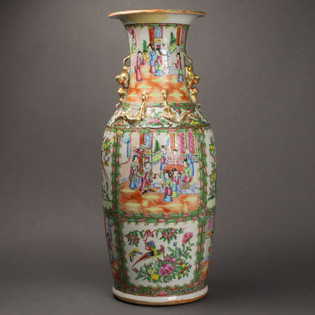 CHINESE CANTON ROSE MEDALLION VASE