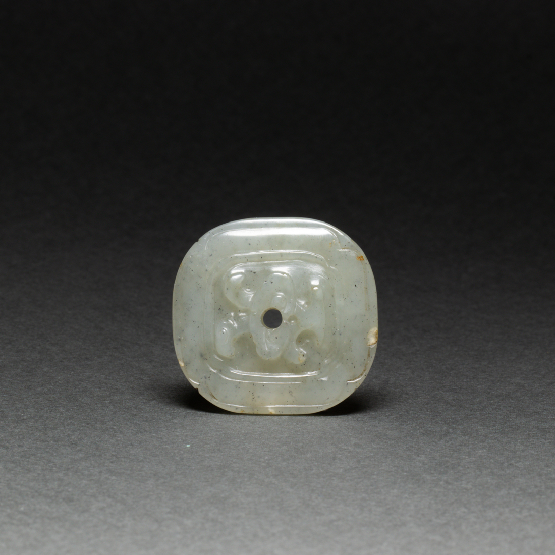 CHINESE CELADON JADE BUTTON Chinese 3a2c1a