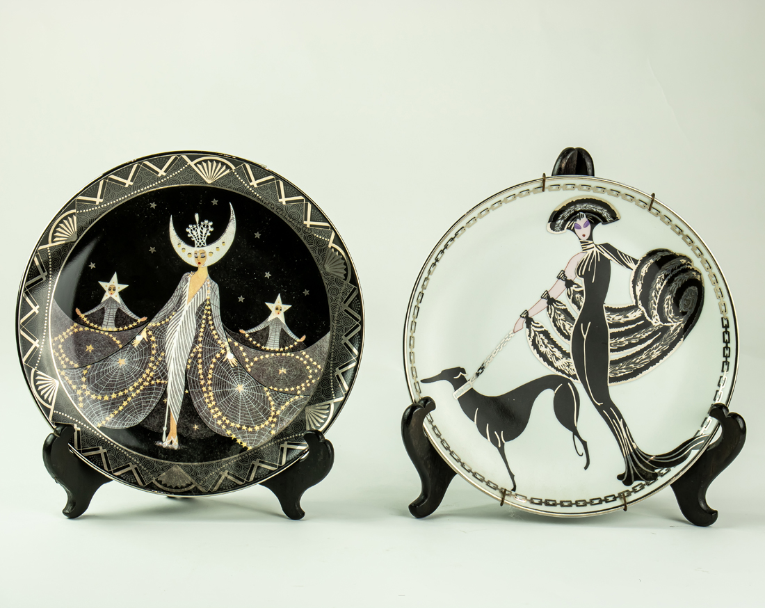 TWO HOUSE OF ERTE BONE CHINA COLLECTOR 3a2cd4