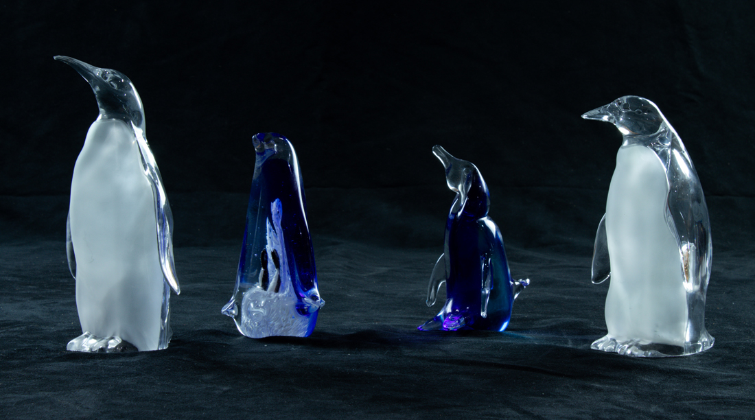 (LOT OF 4) TWO MURANO GLASS PENGUINS