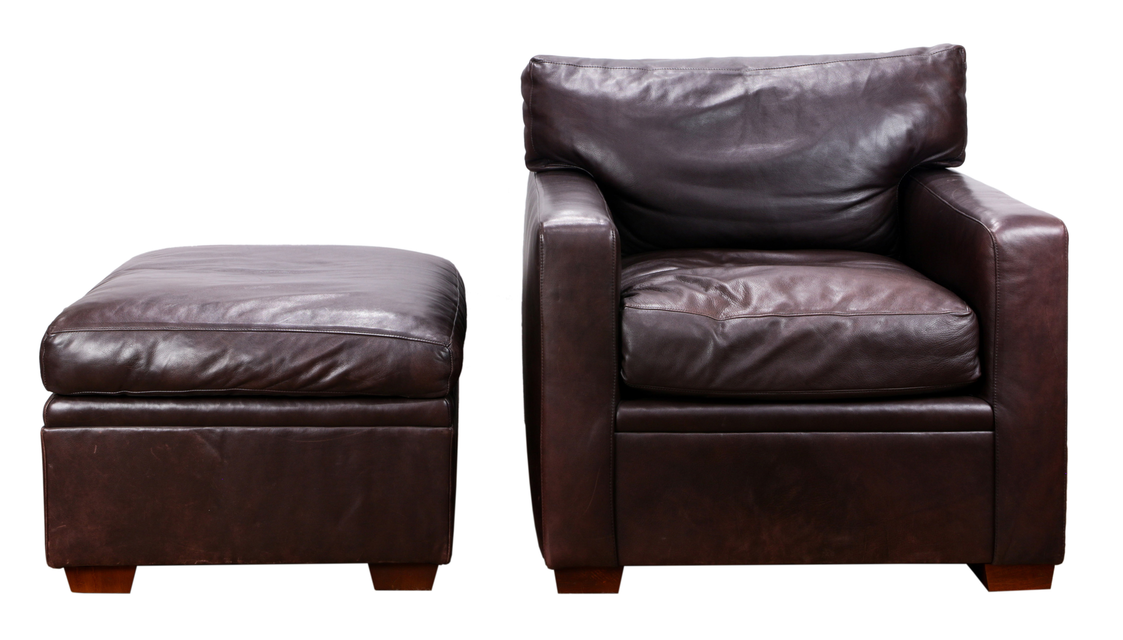 A RALPH LAUREN LEATHER LOUNGE CHAIR